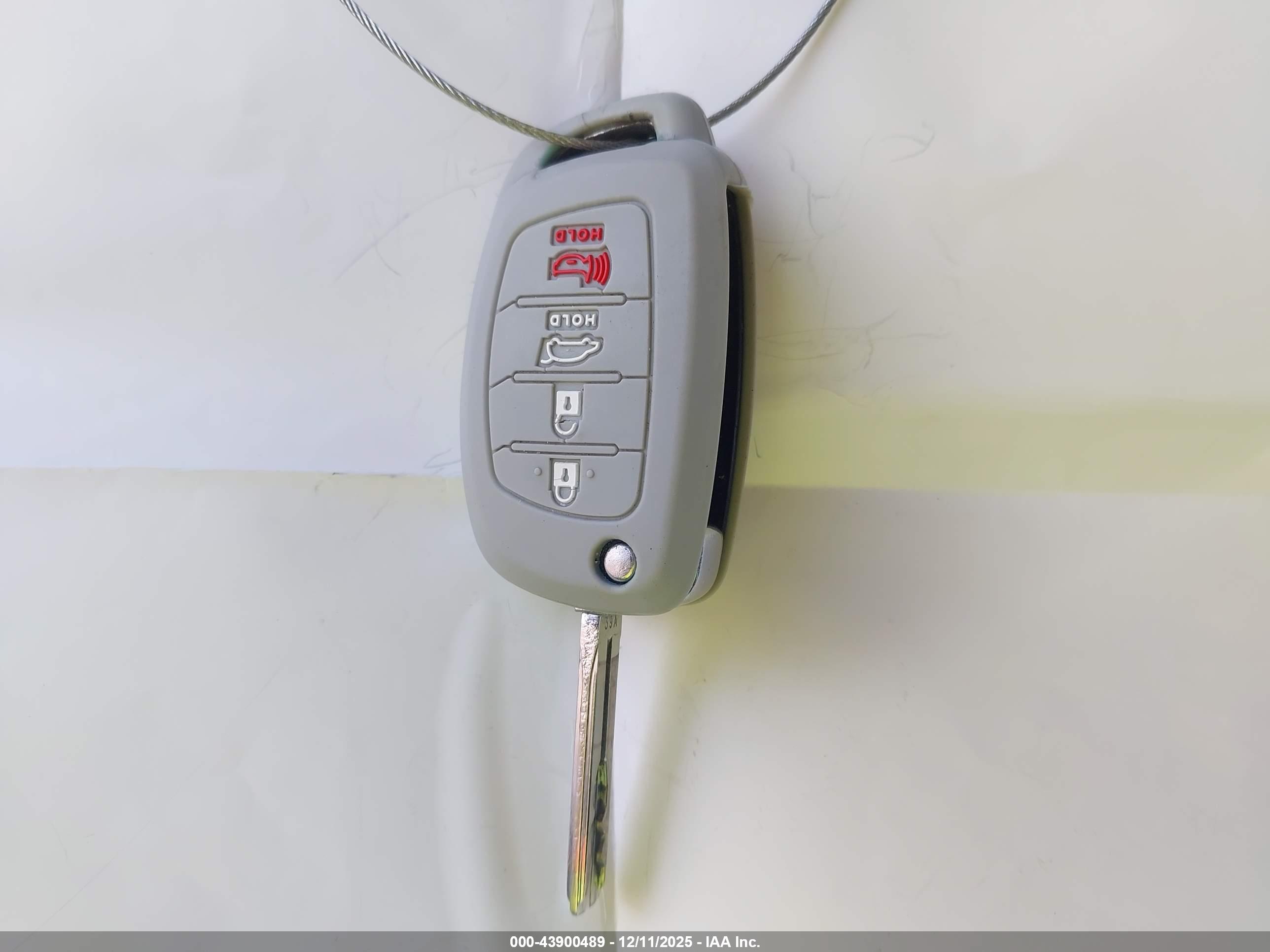 HYUNDAI SONATA image 11