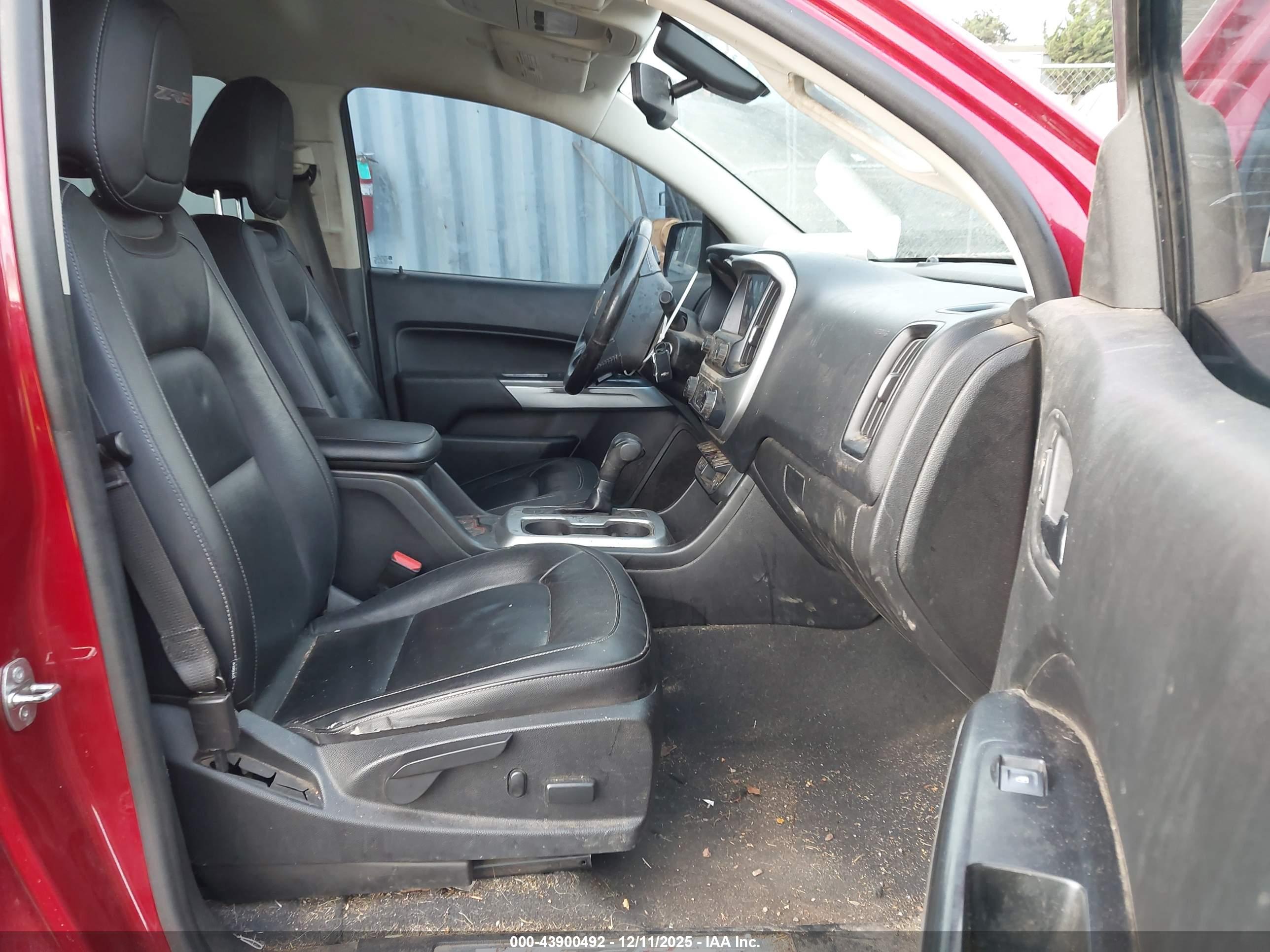 CHEVROLET COLORADO image 5