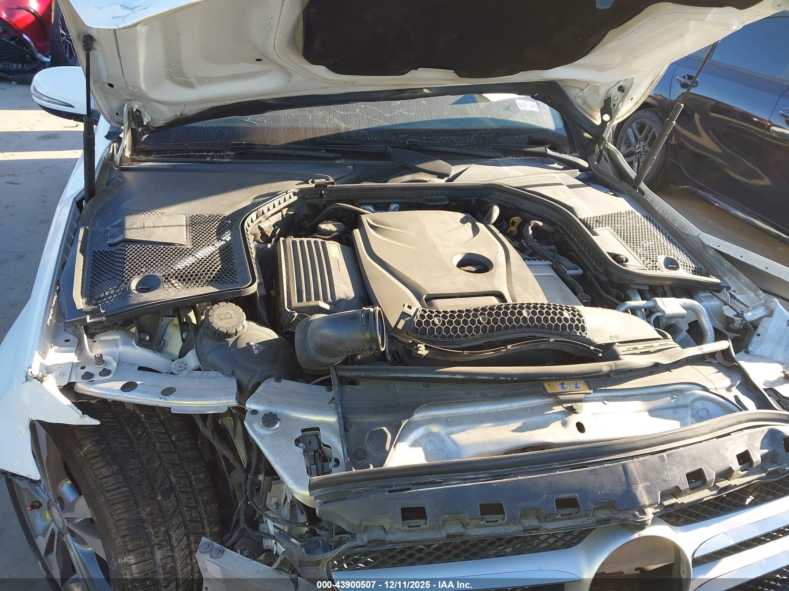 MERCEDES-BENZ C image 10