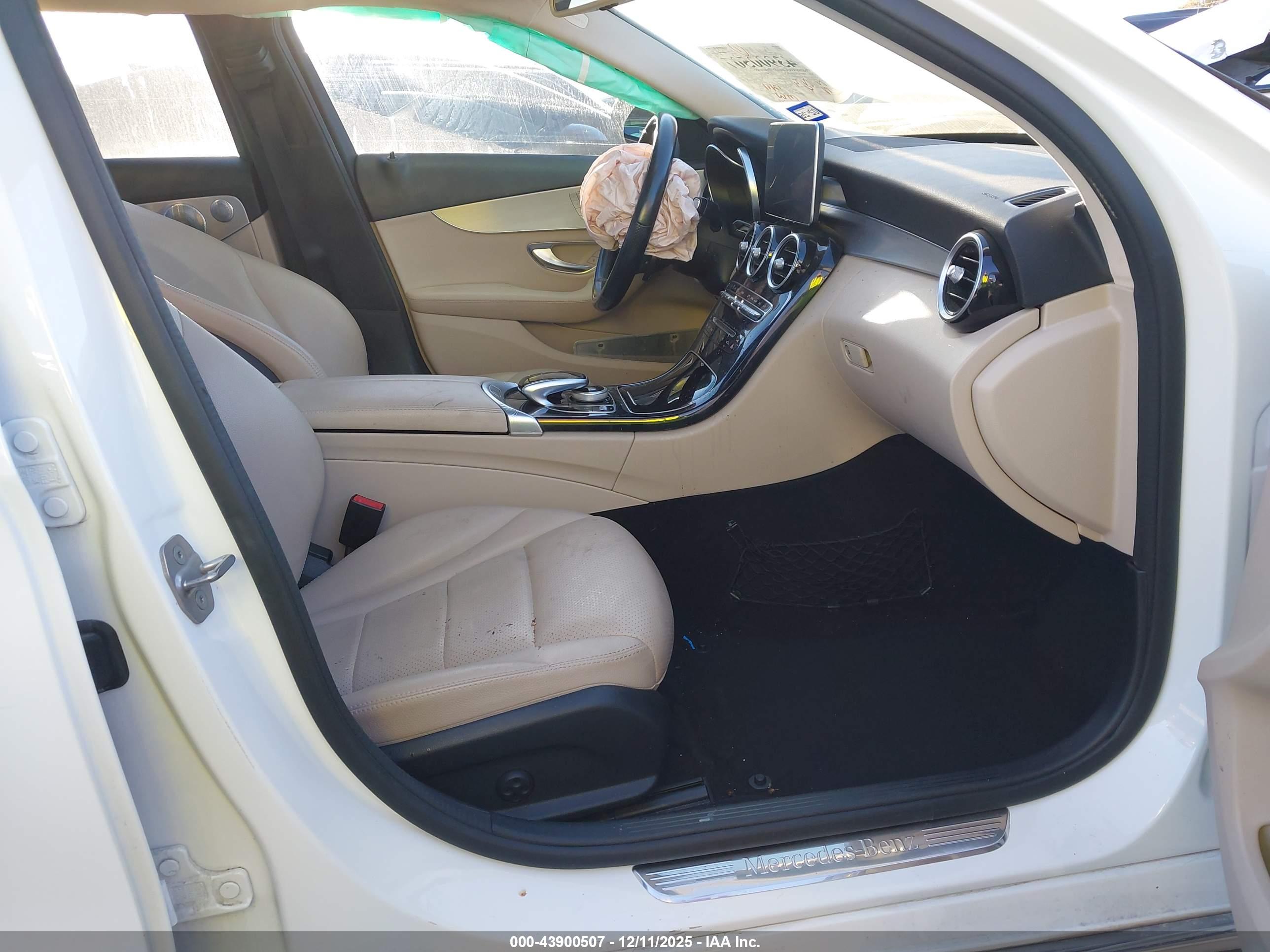 MERCEDES-BENZ C image 5