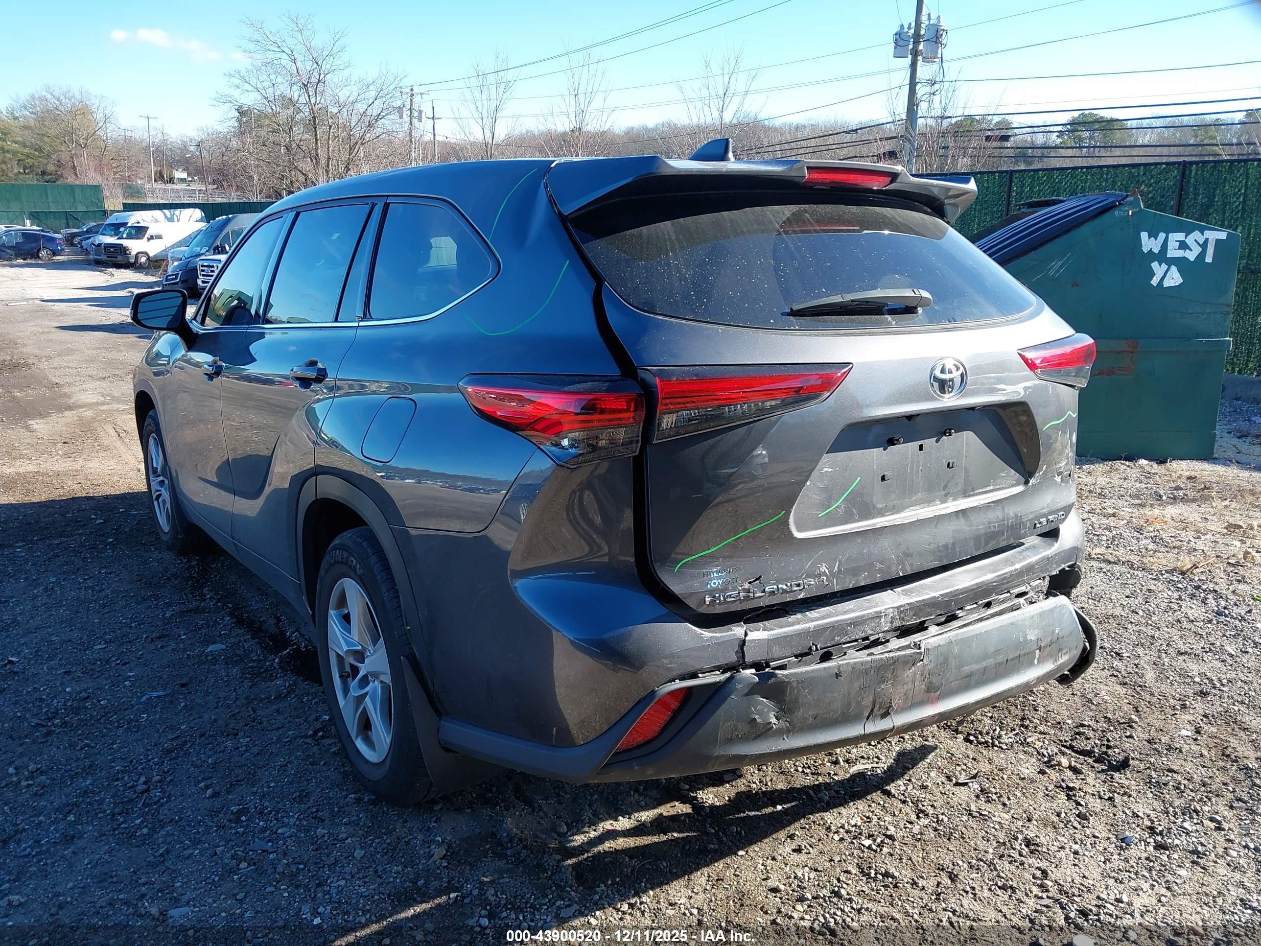 TOYOTA HIGHLANDER image 6