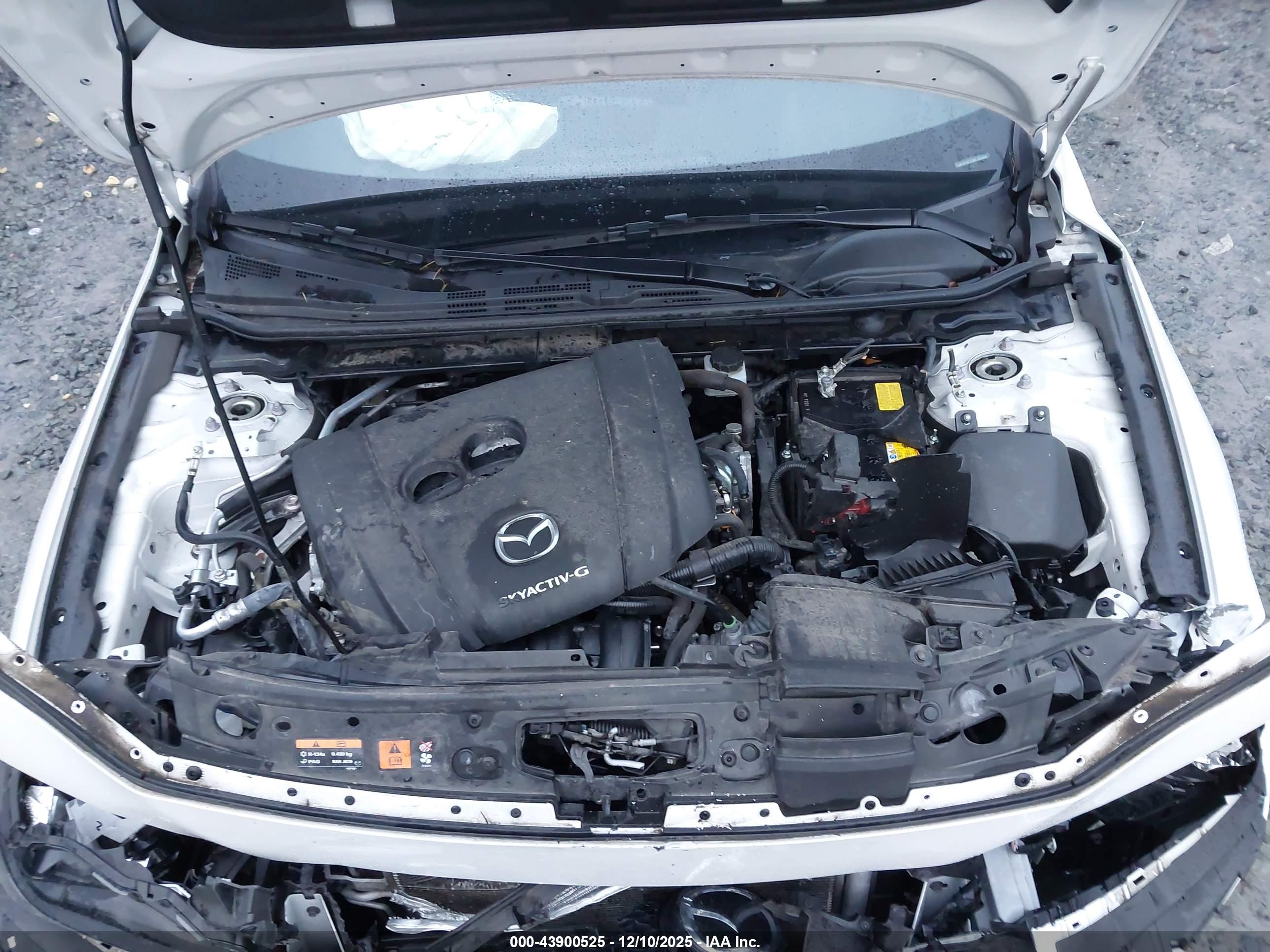 MAZDA MAZDA3 image 10