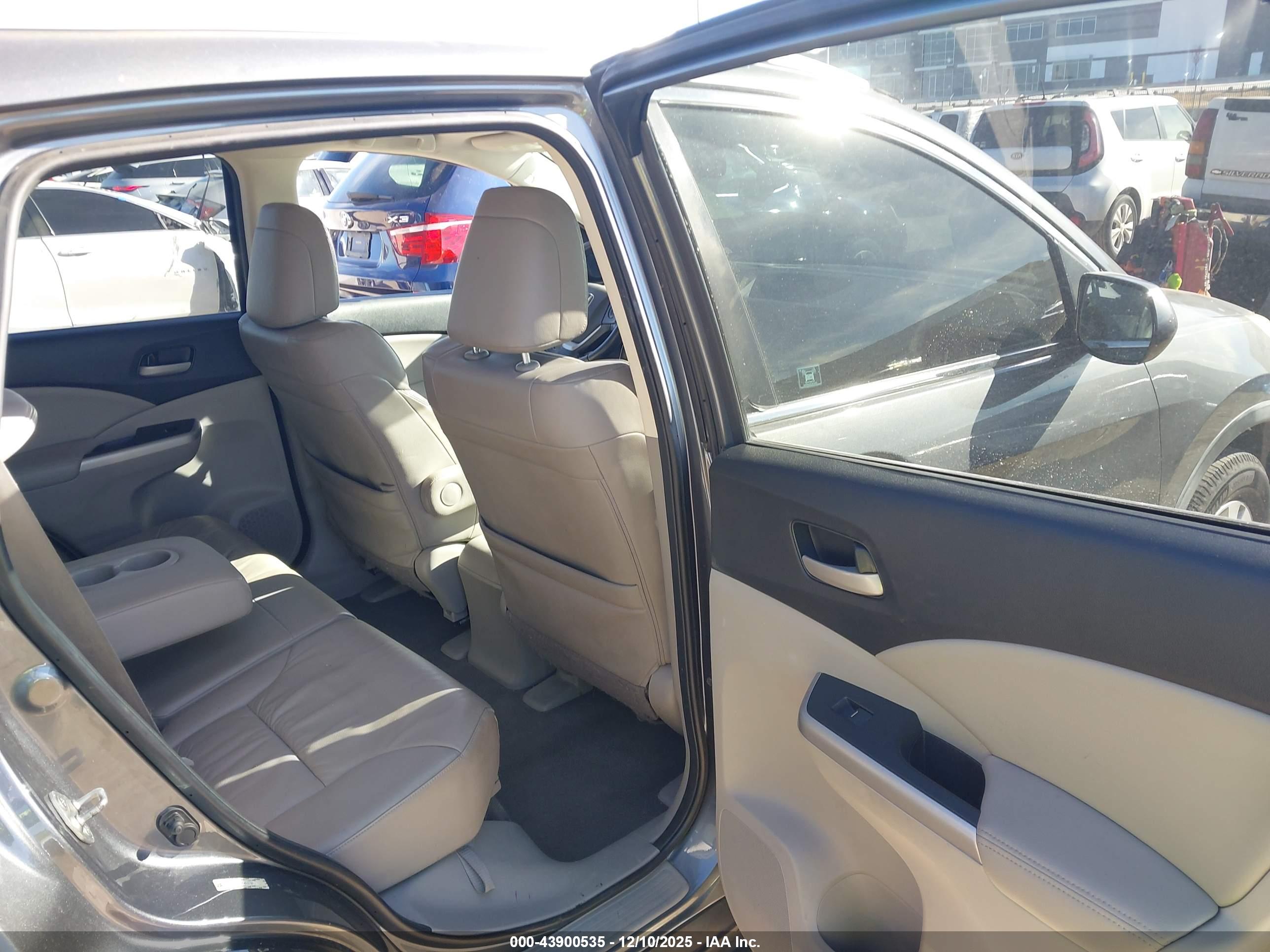 HONDA CR-V image 8