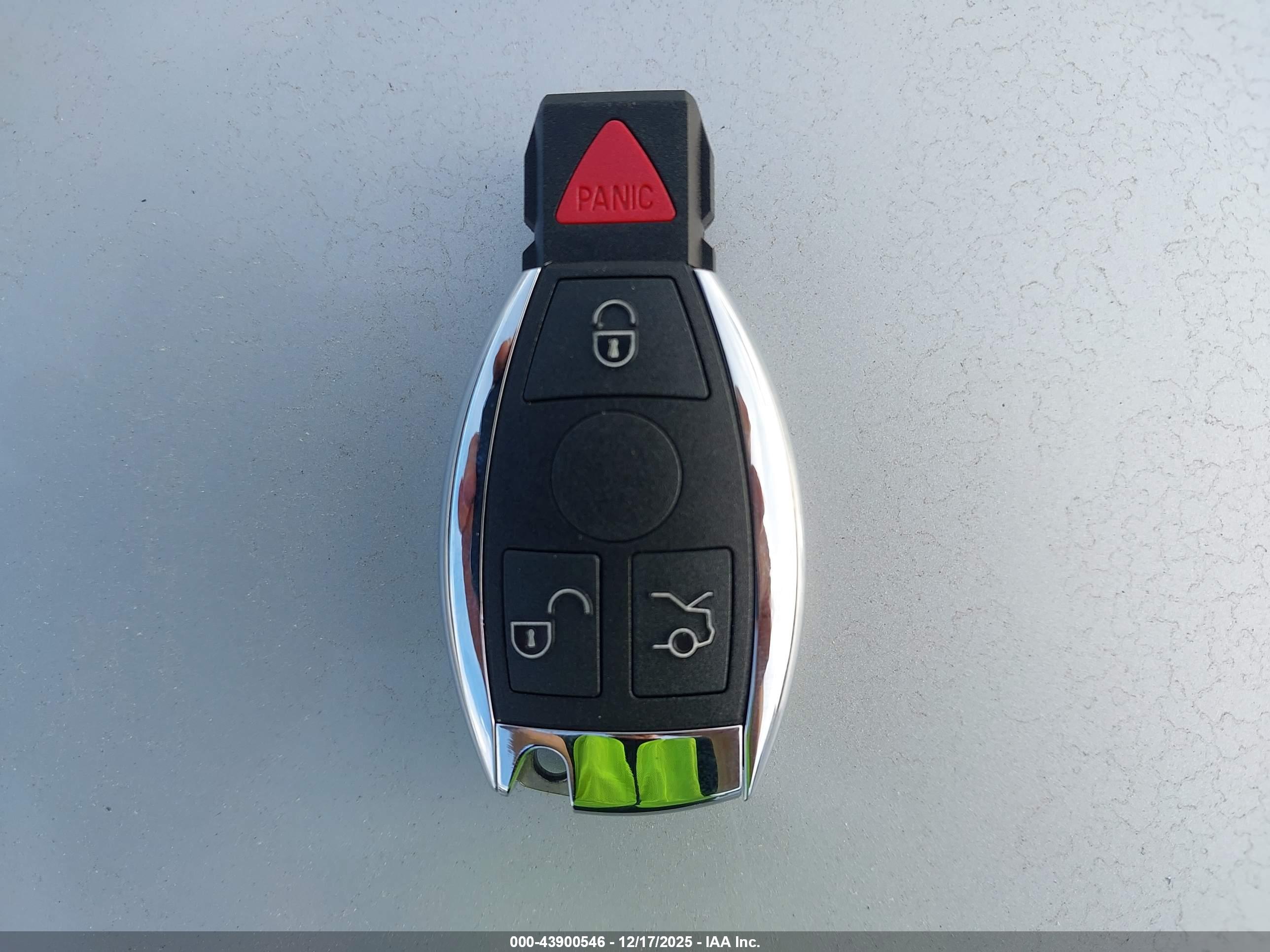 MERCEDES-BENZ C image 11
