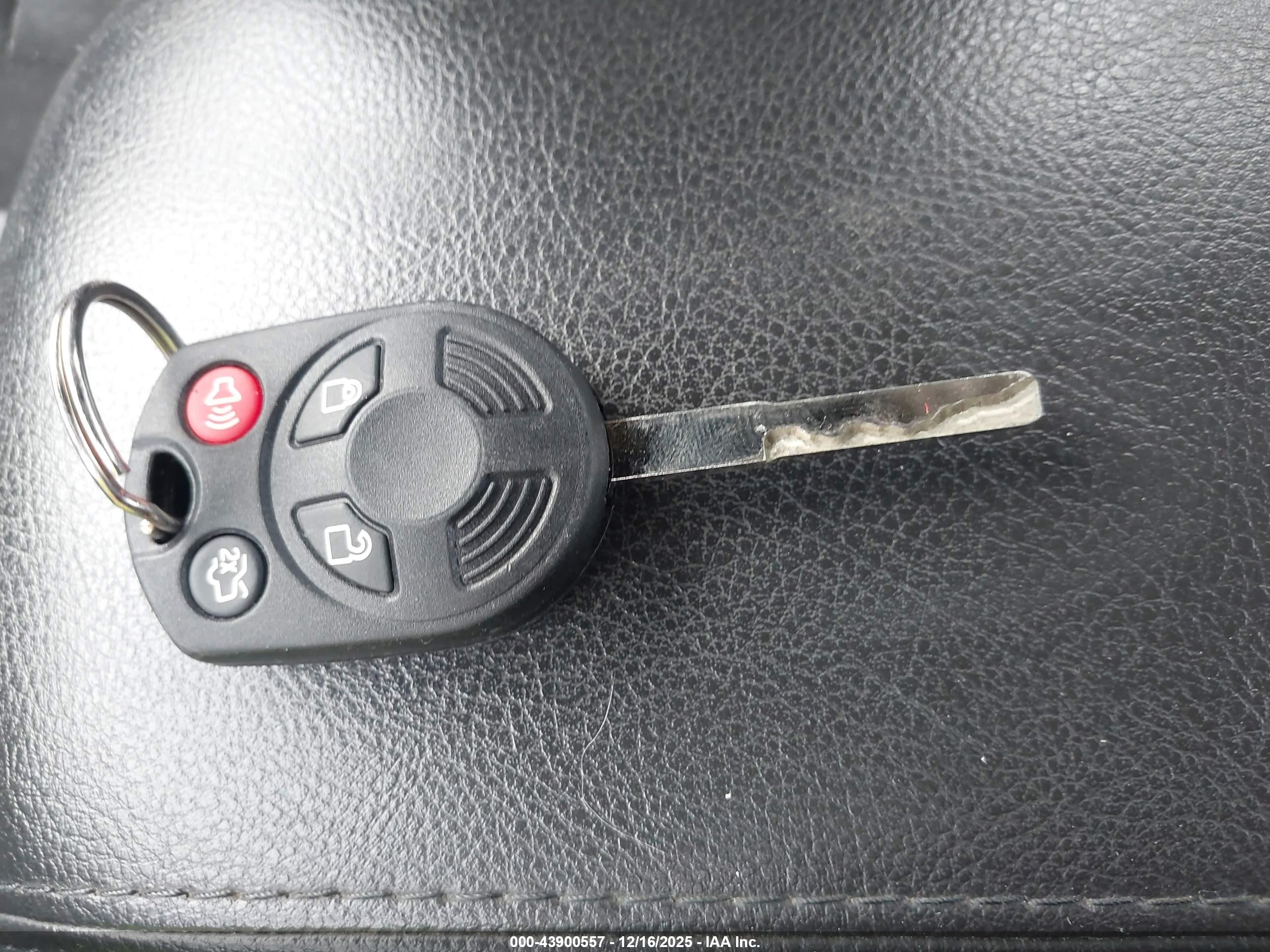 FORD FOCUS image 11