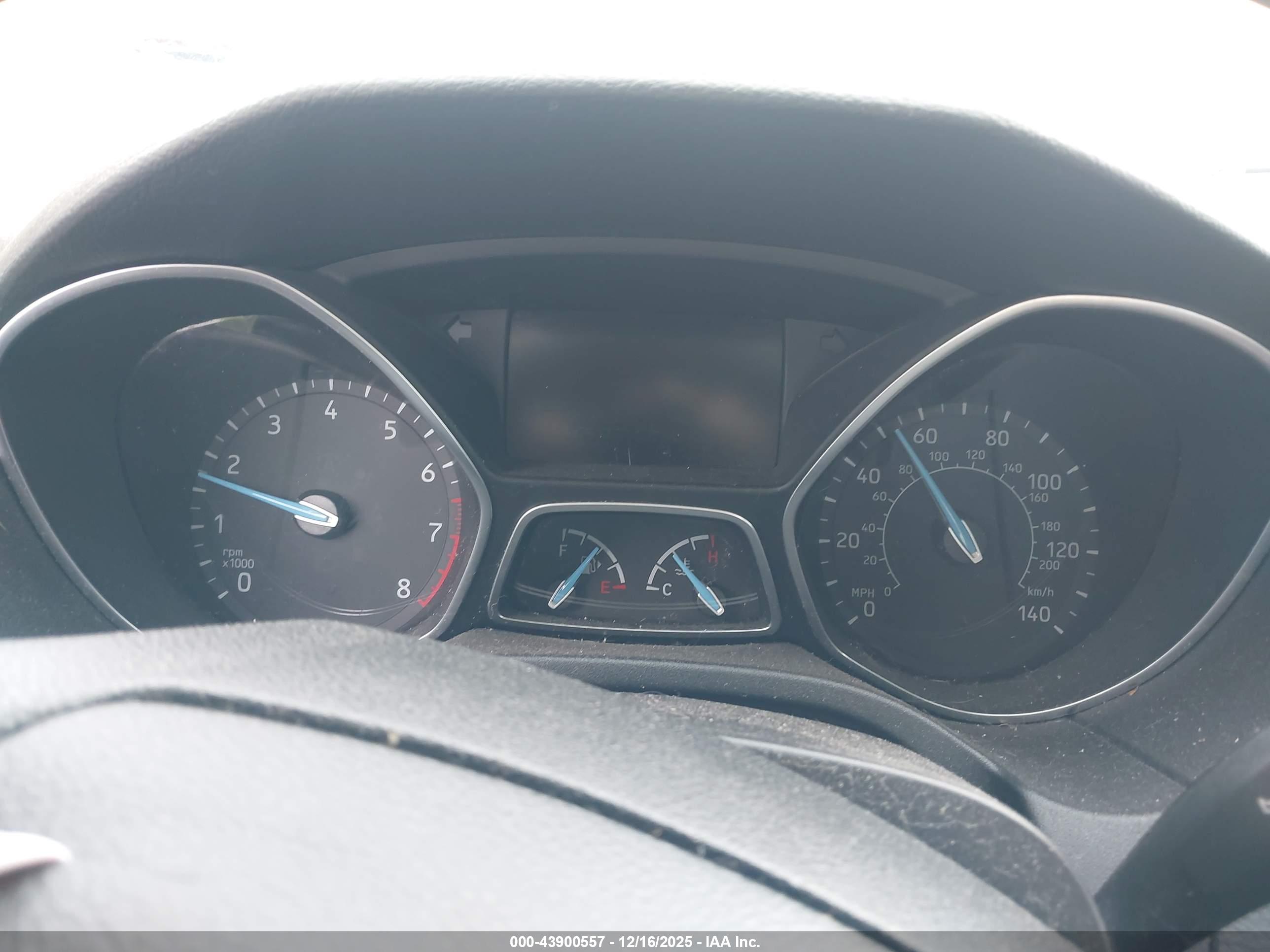 FORD FOCUS image 7