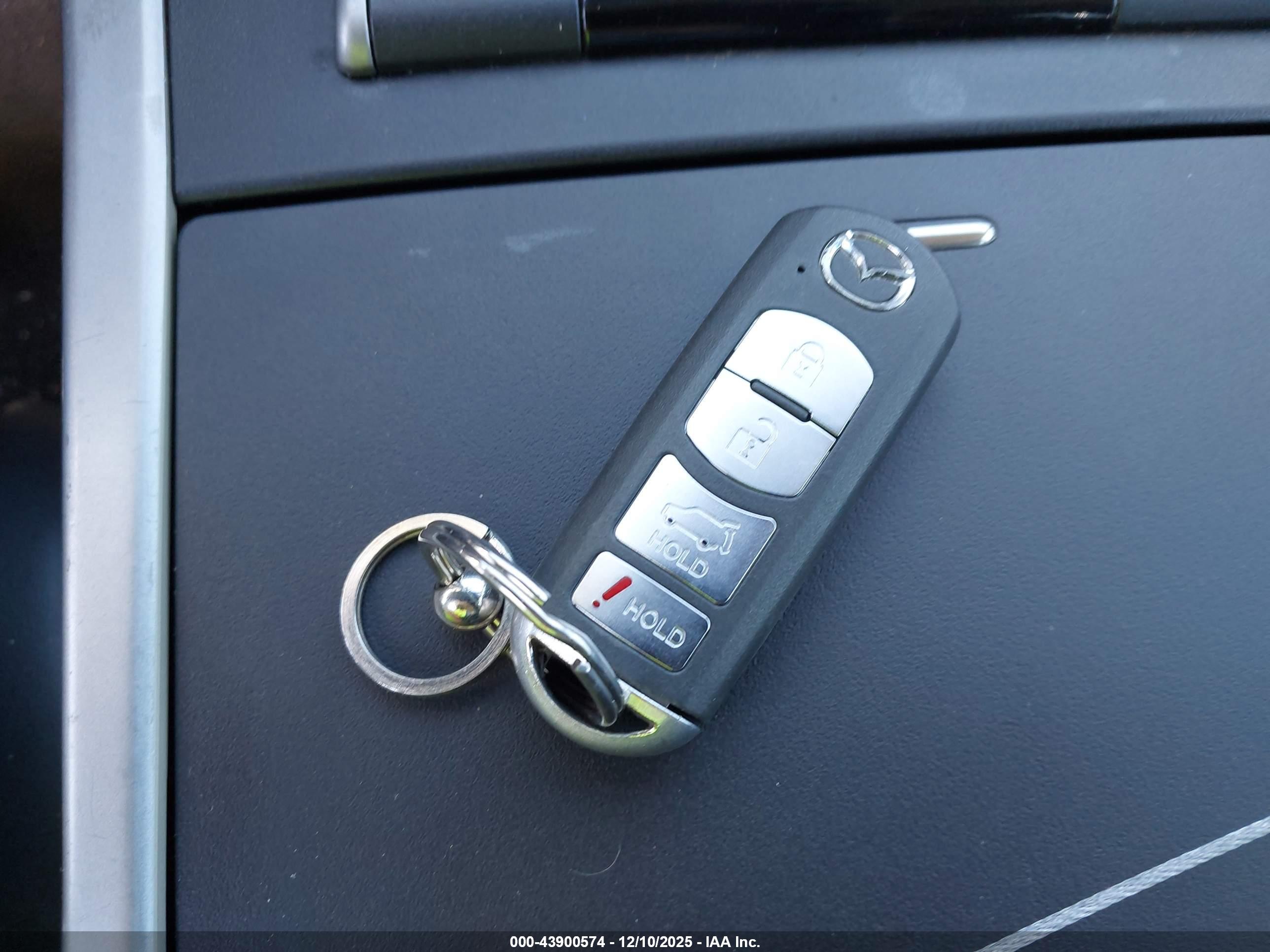 MAZDA CX-9 image 11