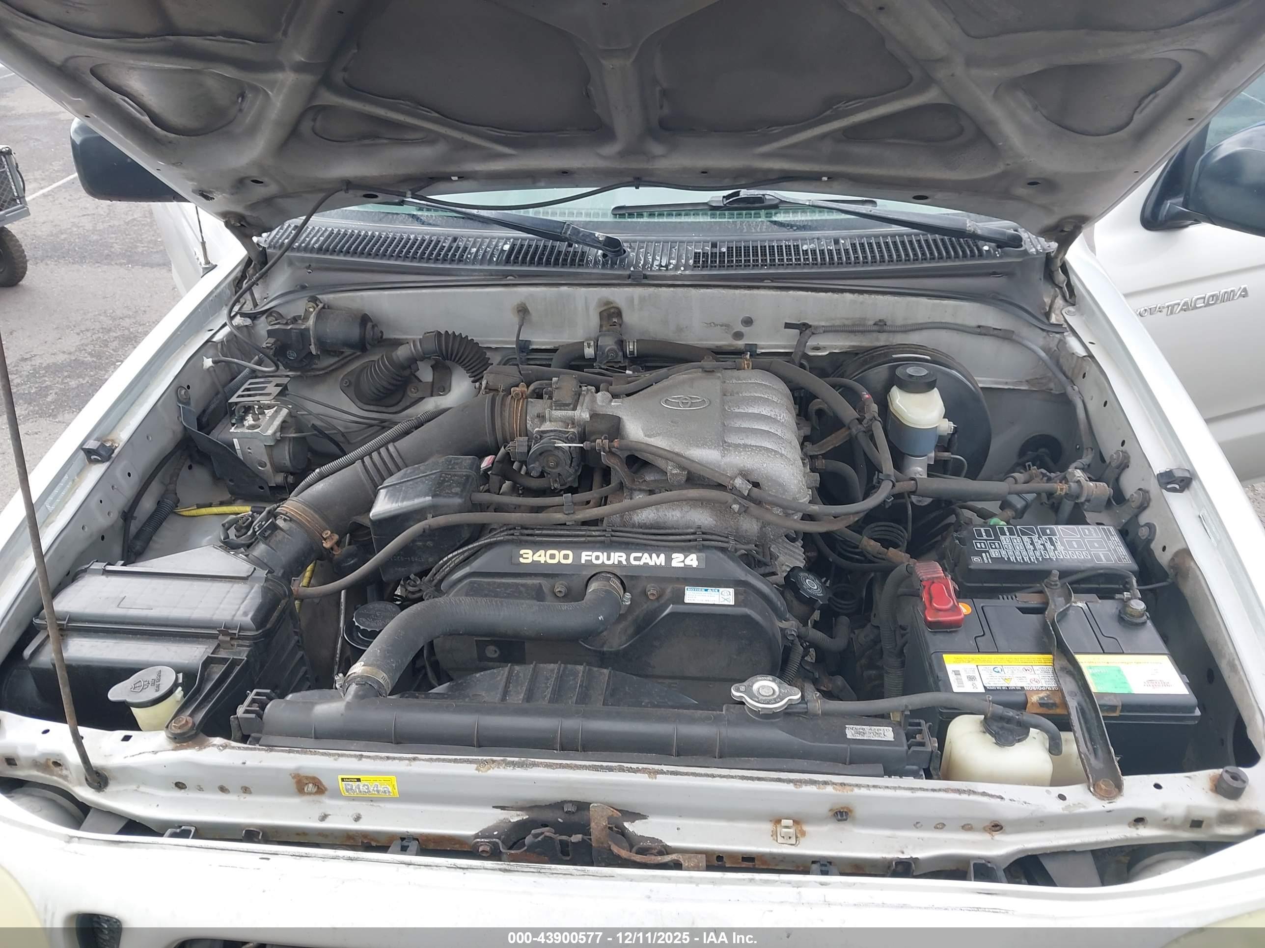 TOYOTA TACOMA image 10
