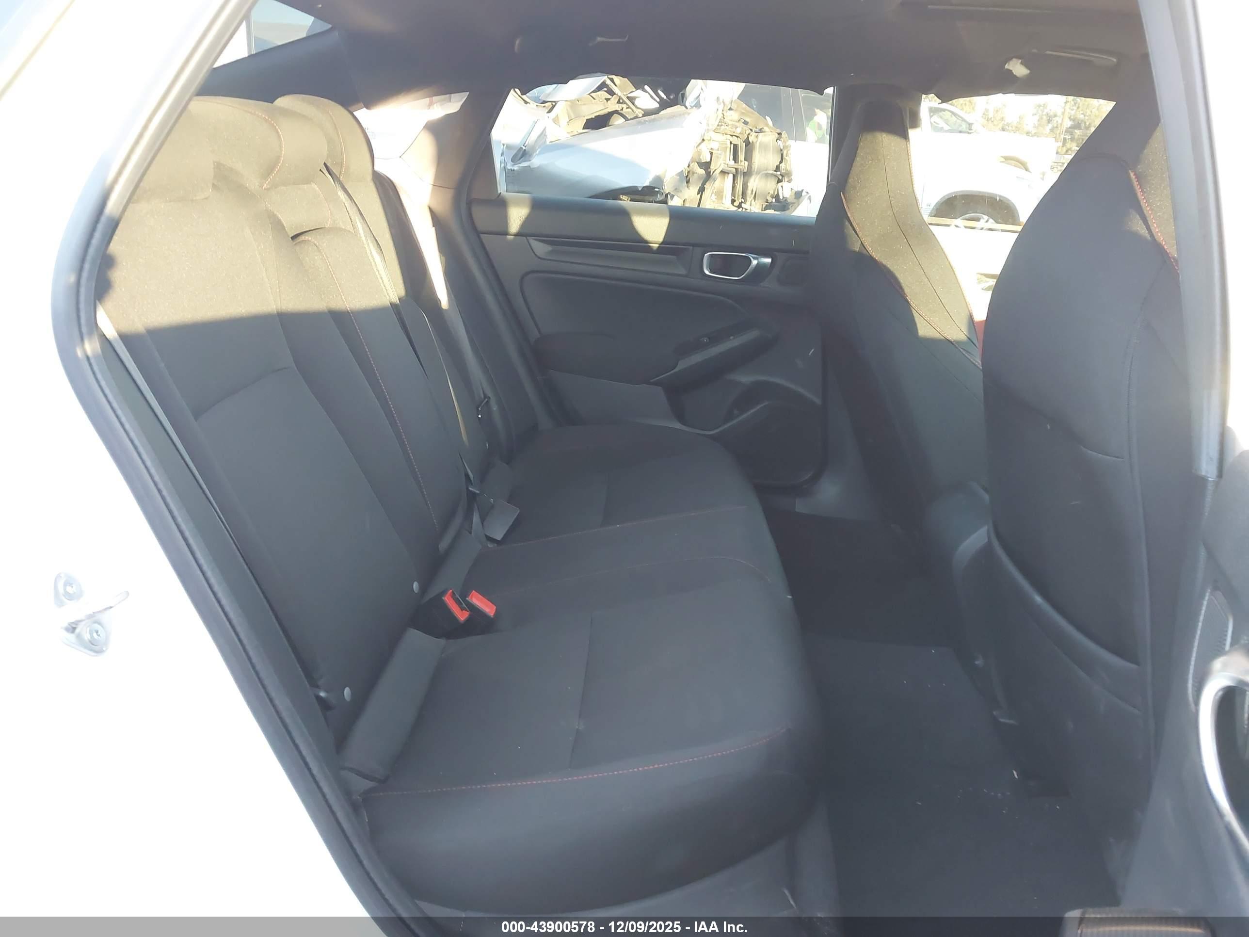 HONDA CIVIC image 8