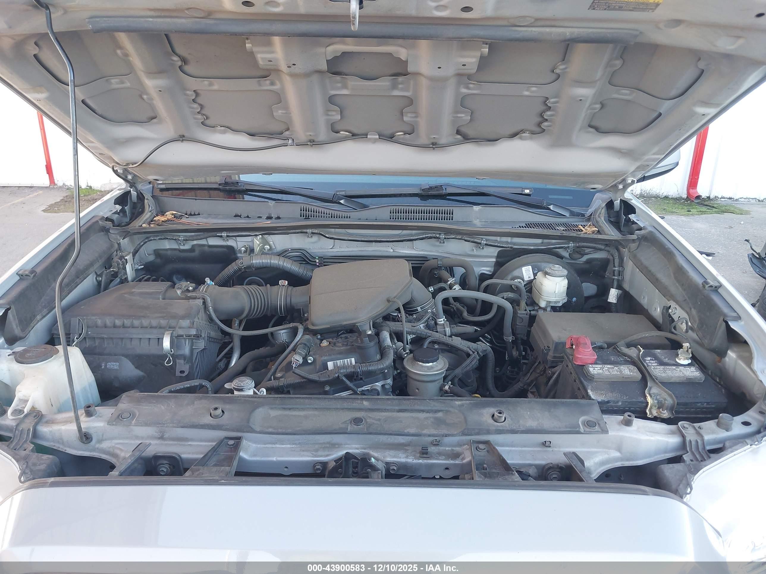 TOYOTA TACOMA image 10