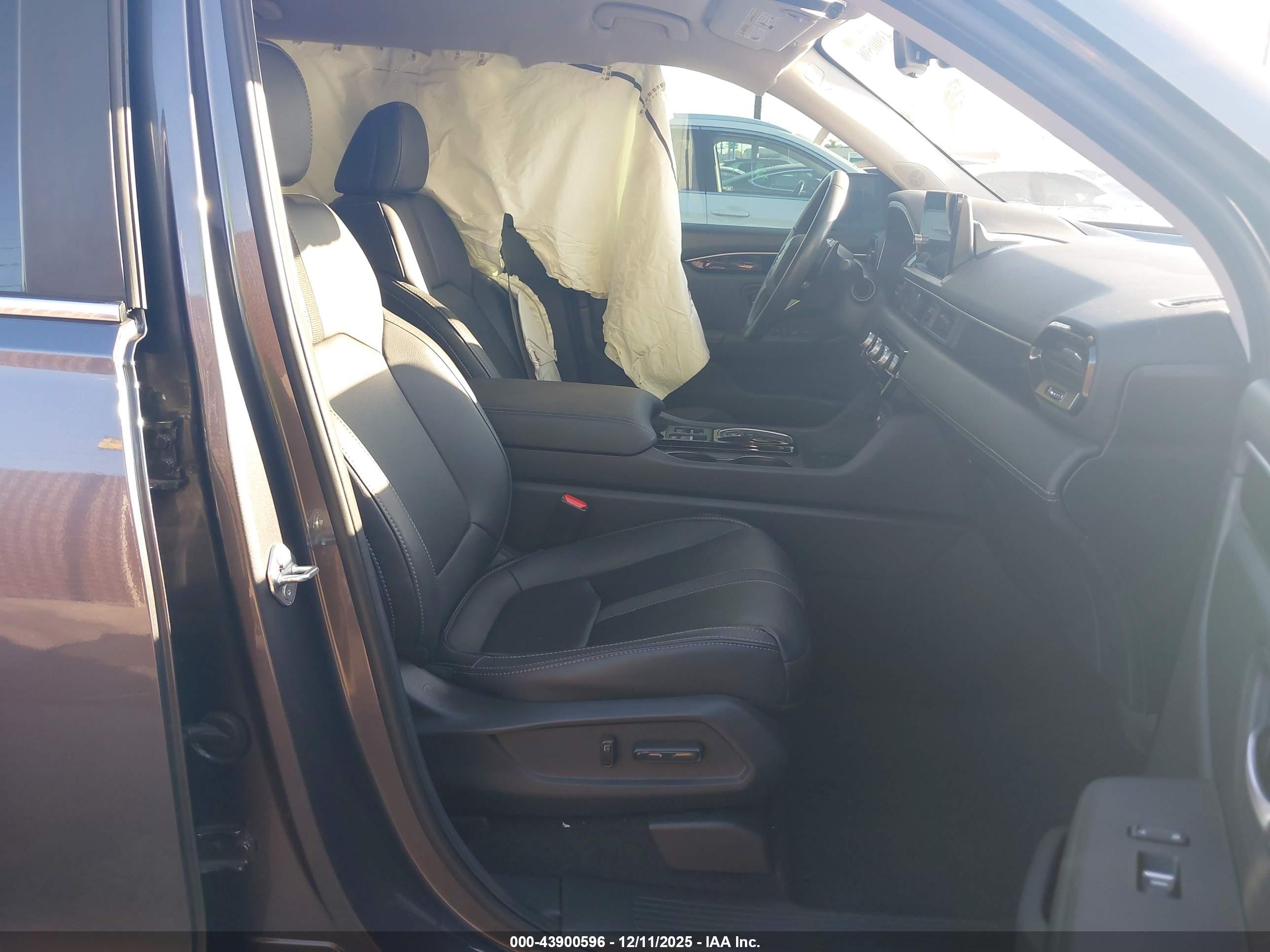 HONDA PILOT image 5
