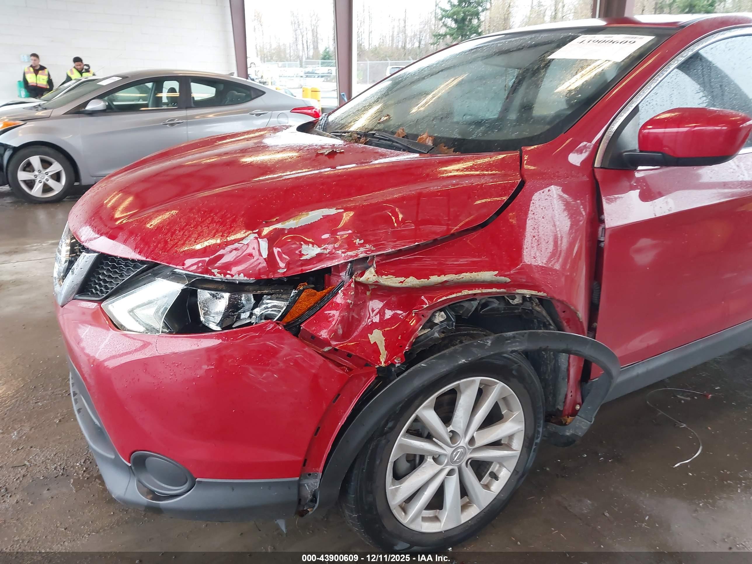 NISSAN ROGUE image 6