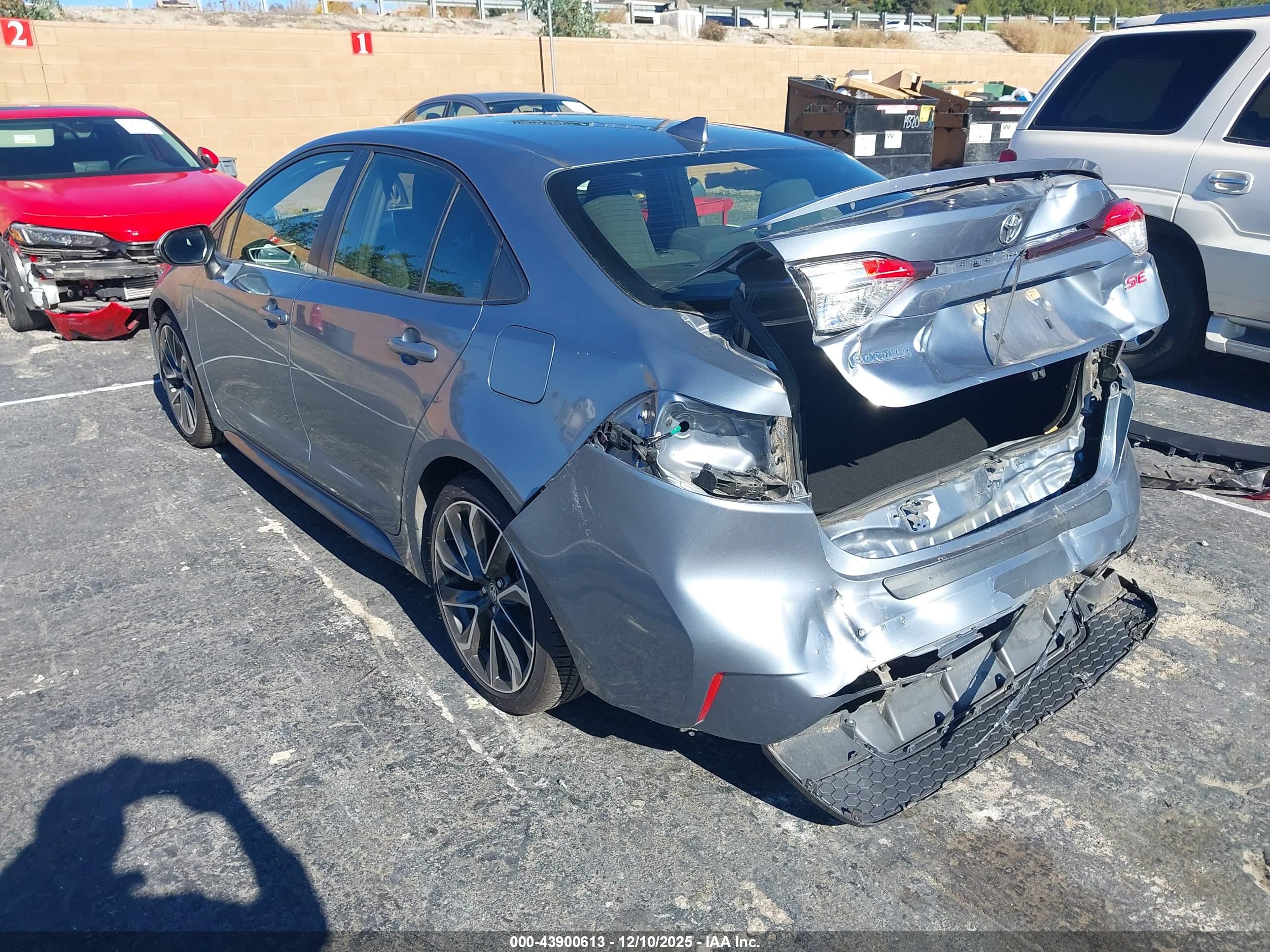 TOYOTA COROLLA image 3