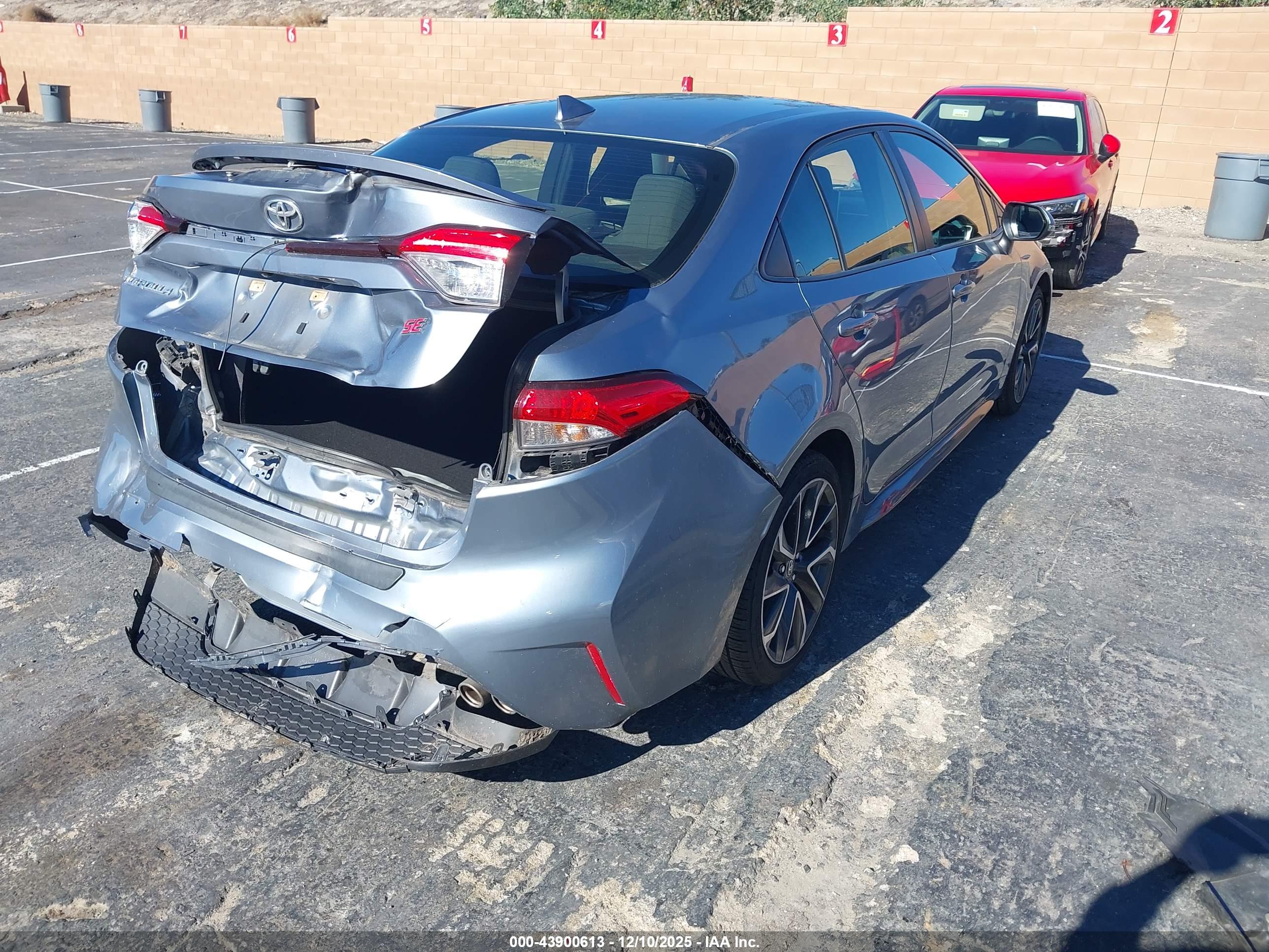 TOYOTA COROLLA image 4