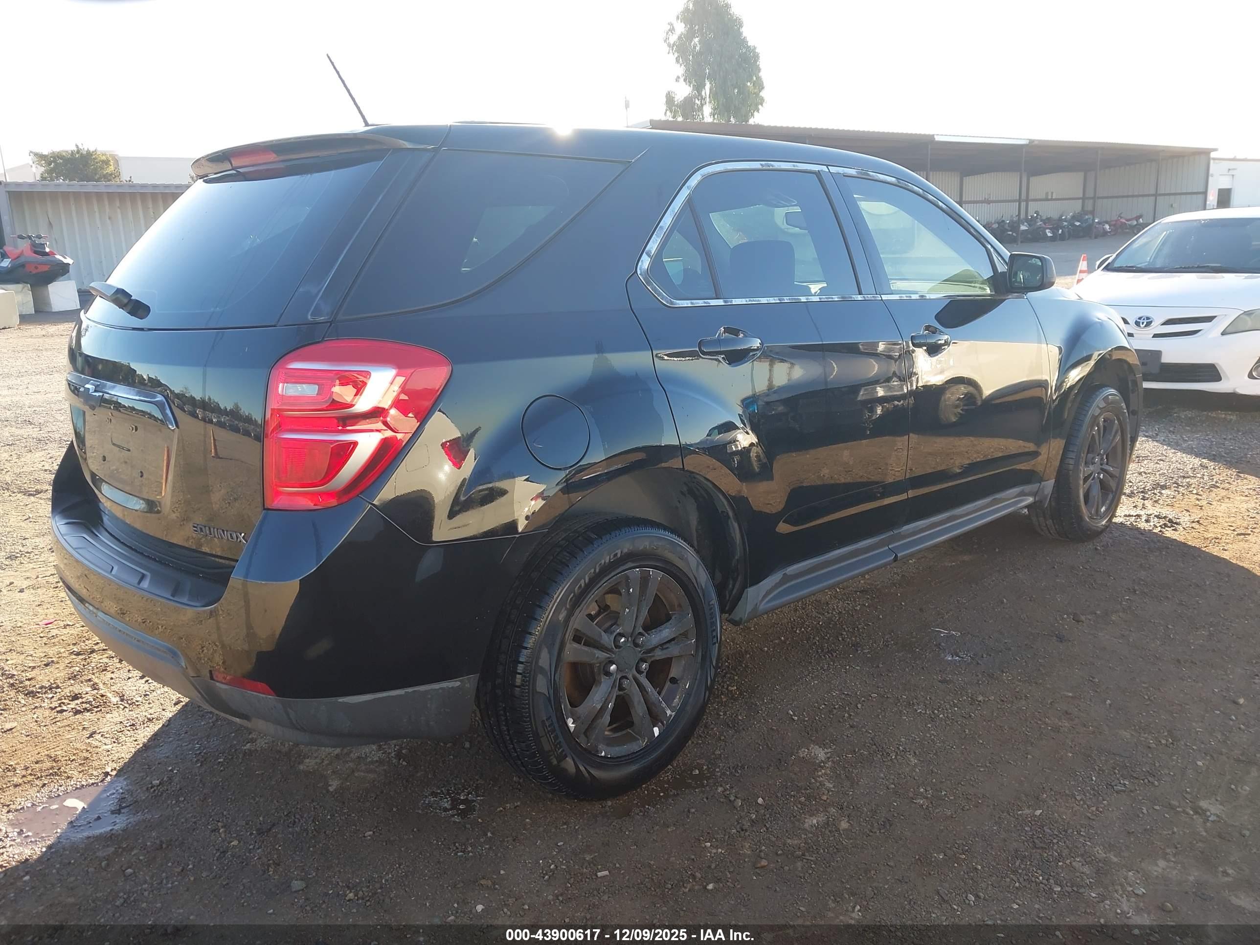 CHEVROLET EQUINOX image 4