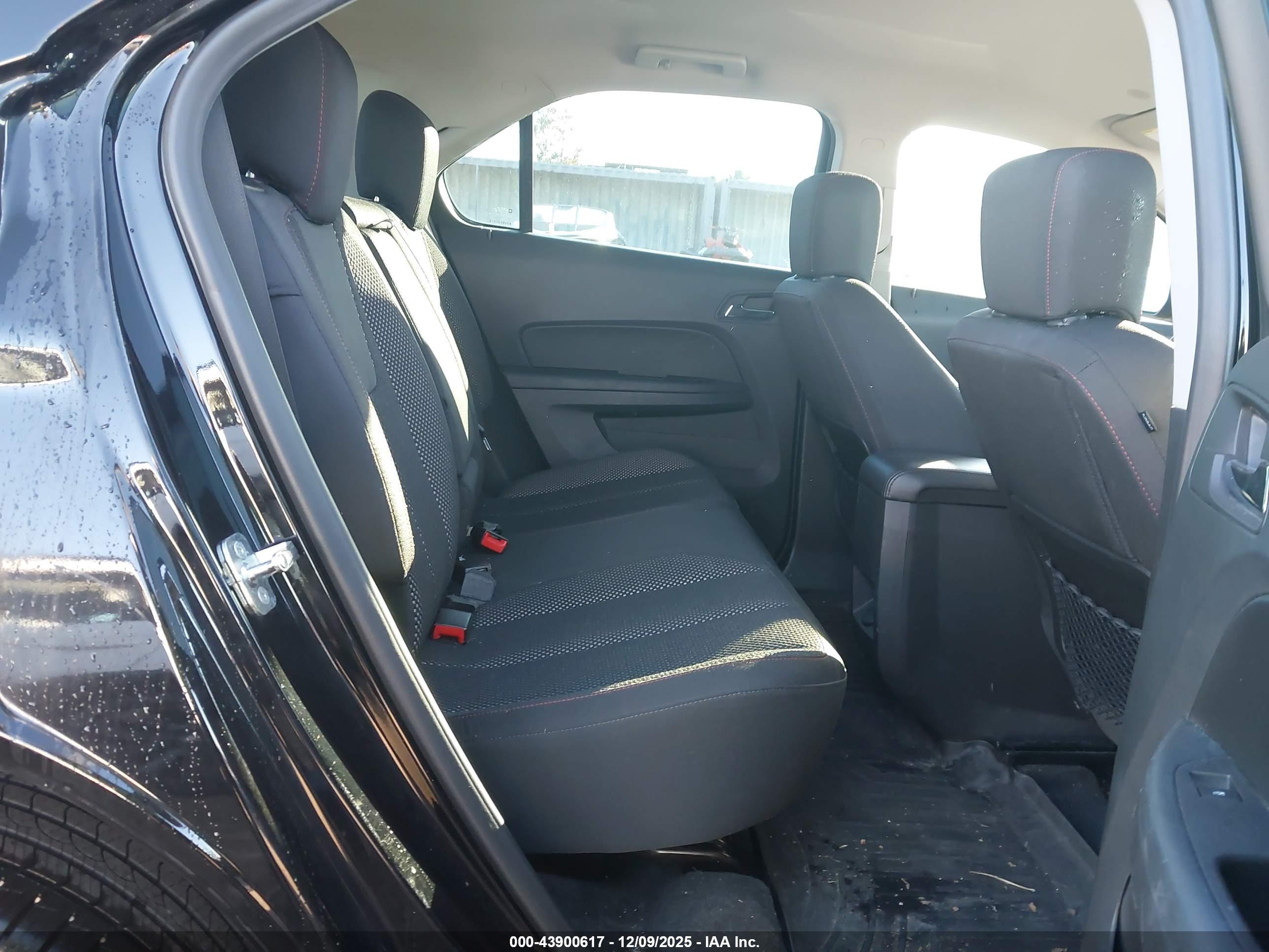 CHEVROLET EQUINOX image 8