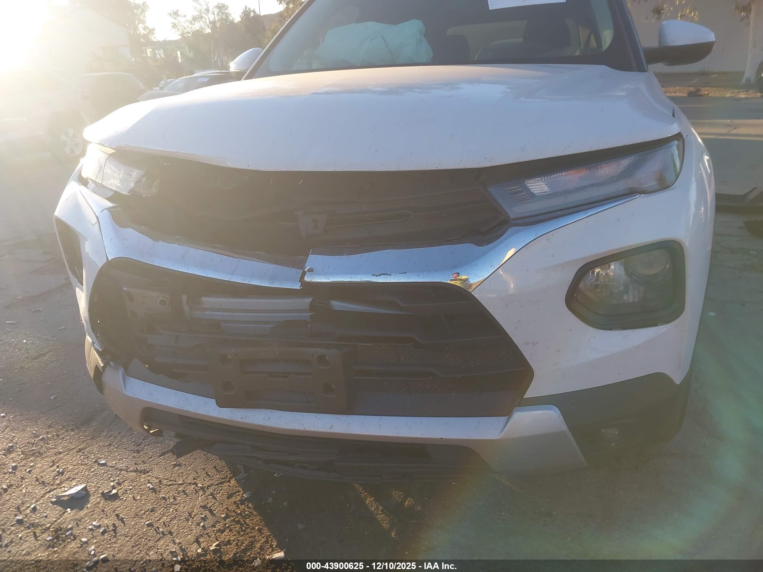 CHEVROLET TRAILBLAZER image 6