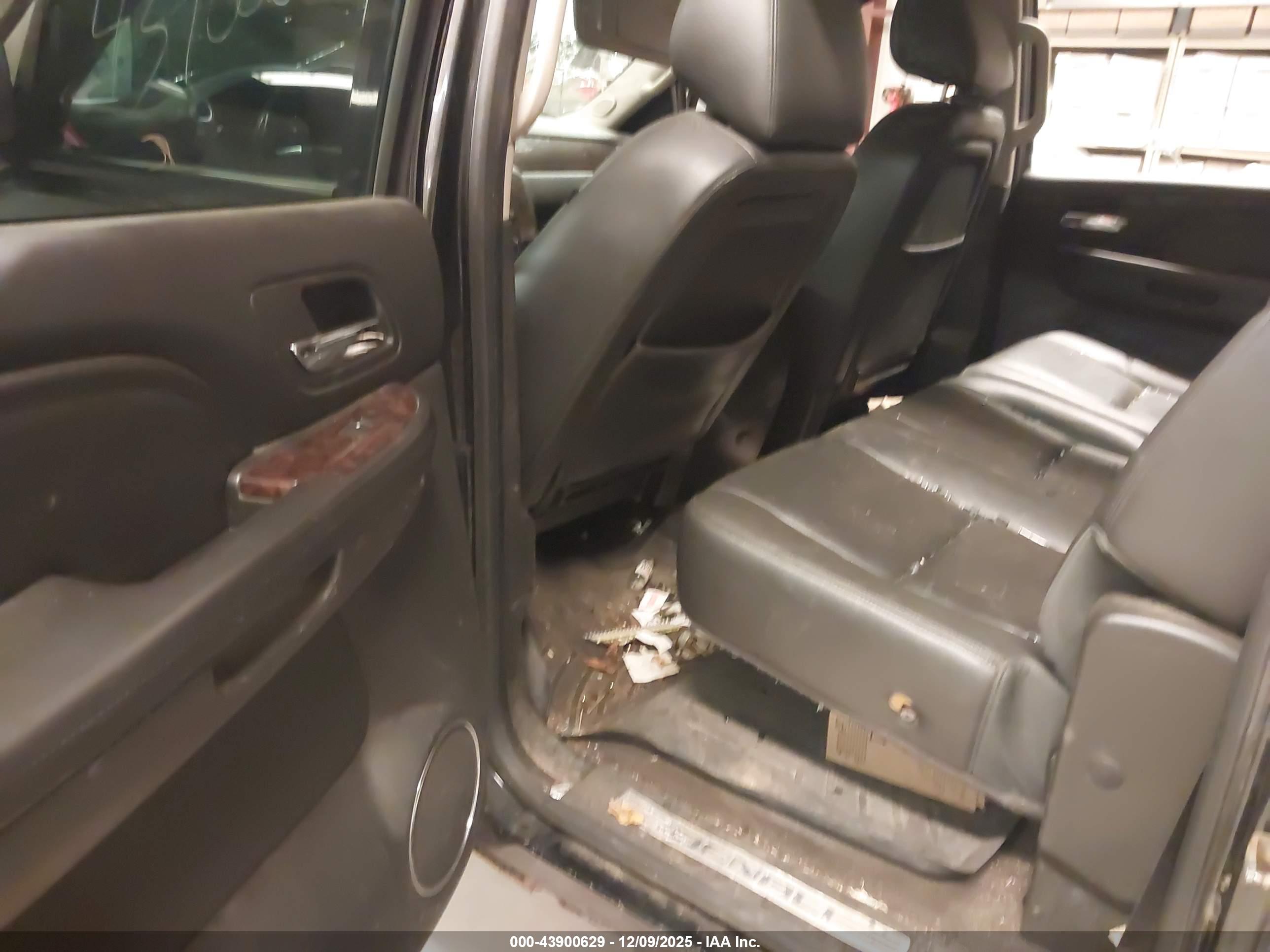 GMC SIERRA image 8