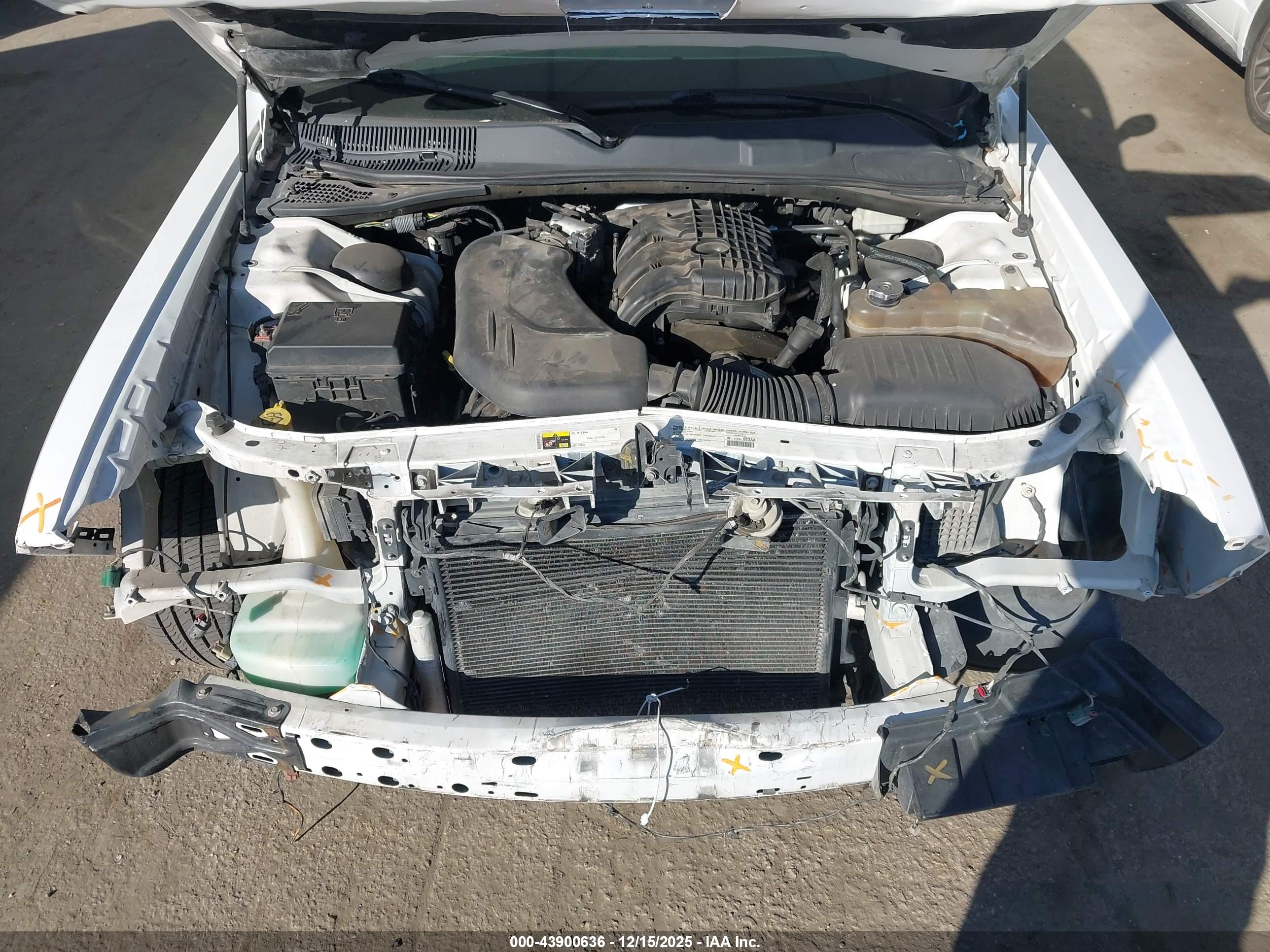 DODGE CHALLENGER image 10
