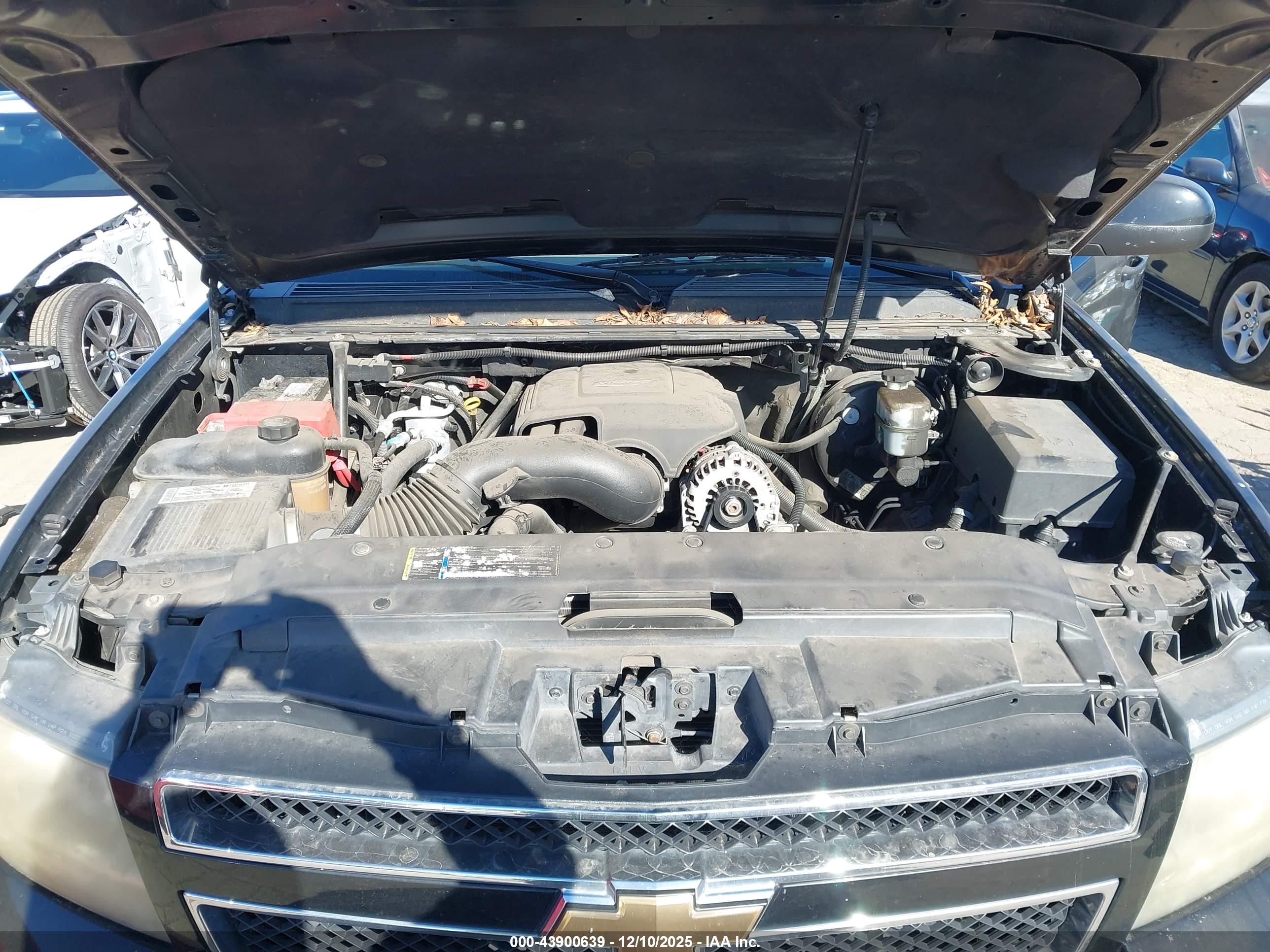 CHEVROLET AVALANCHE image 10
