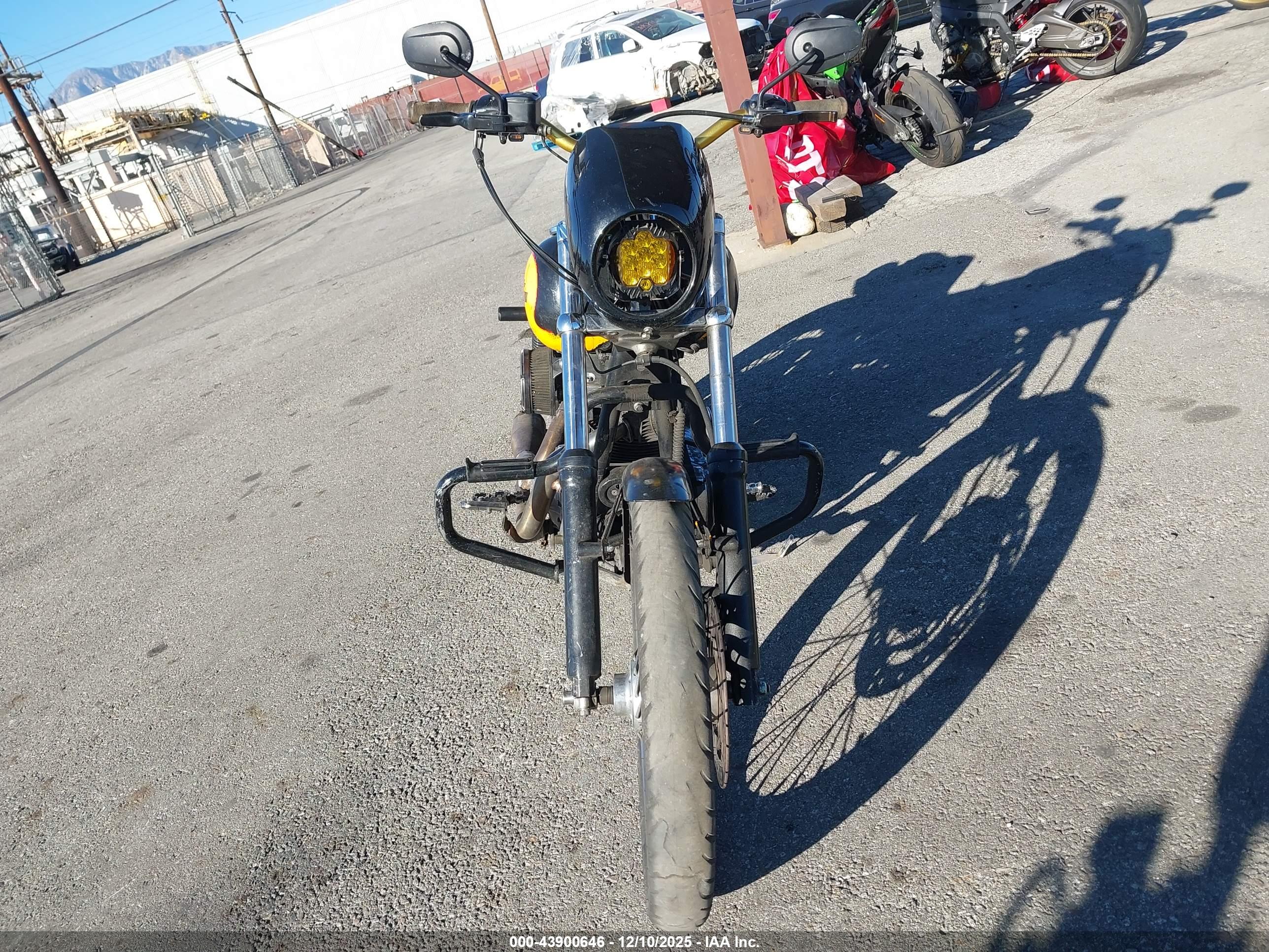 HARLEY-DAVIDSON FXDWG image 5