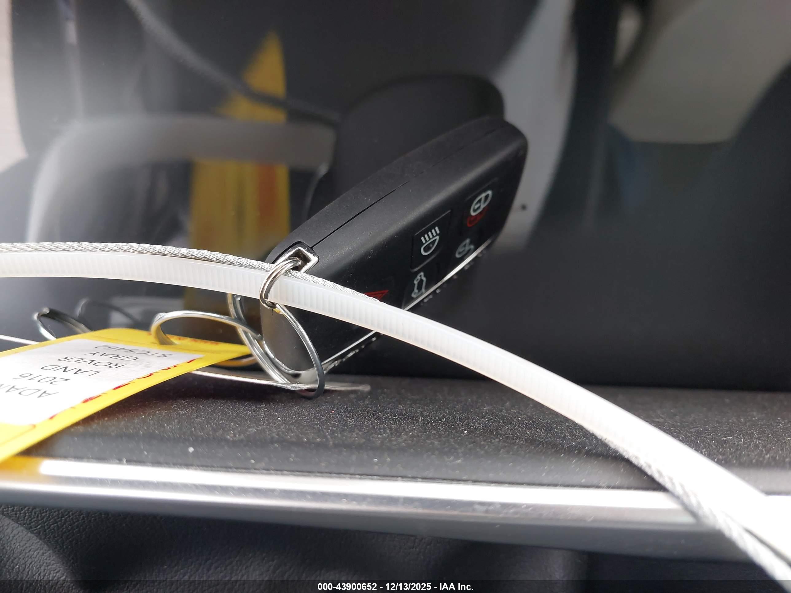 LAND ROVER image 11