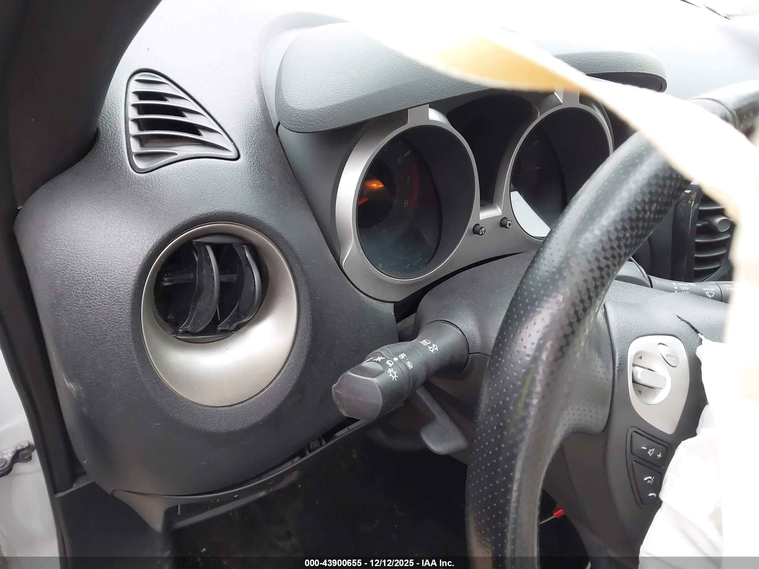 NISSAN JUKE image 7
