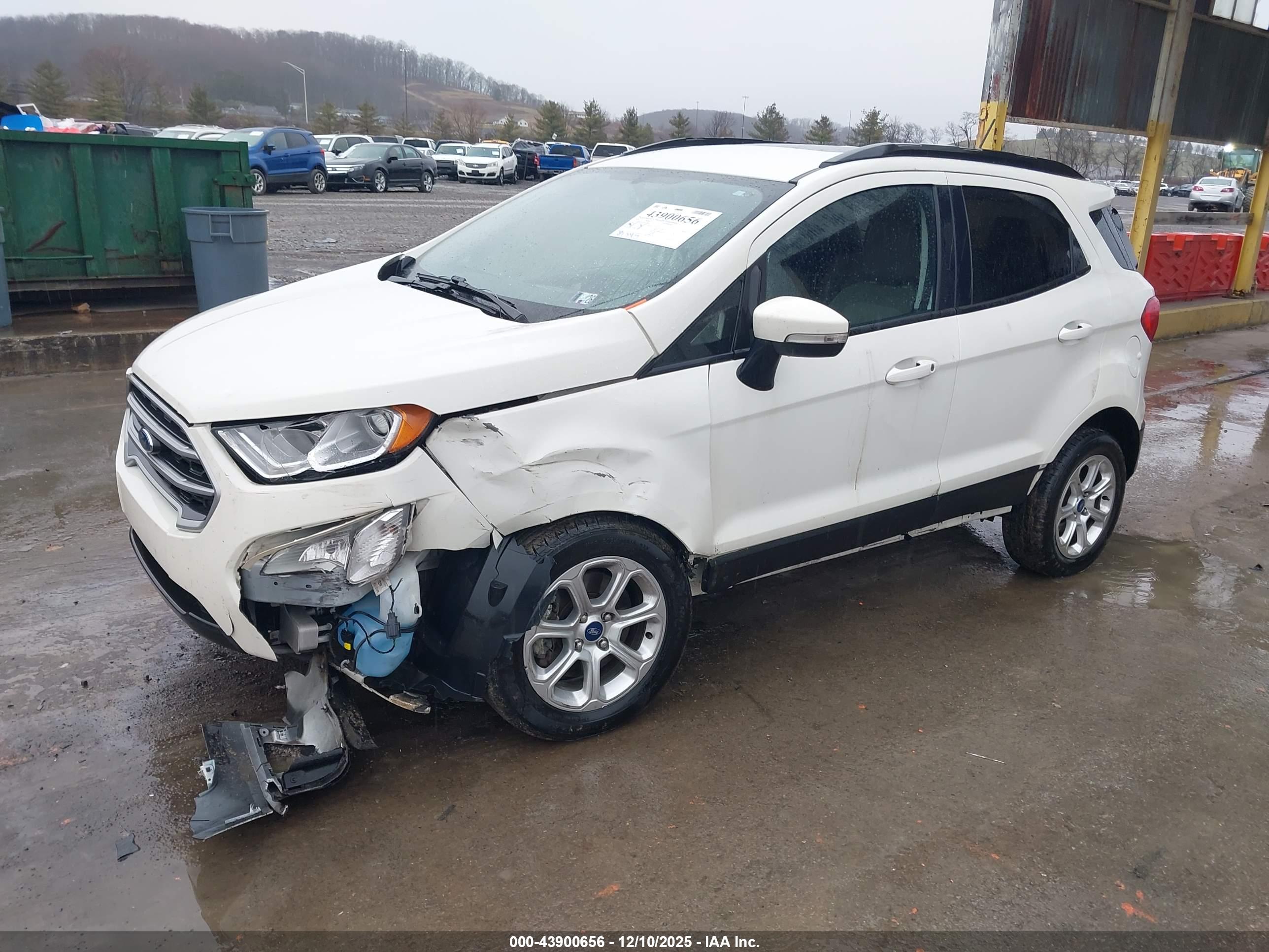FORD ECOSPORT image 2