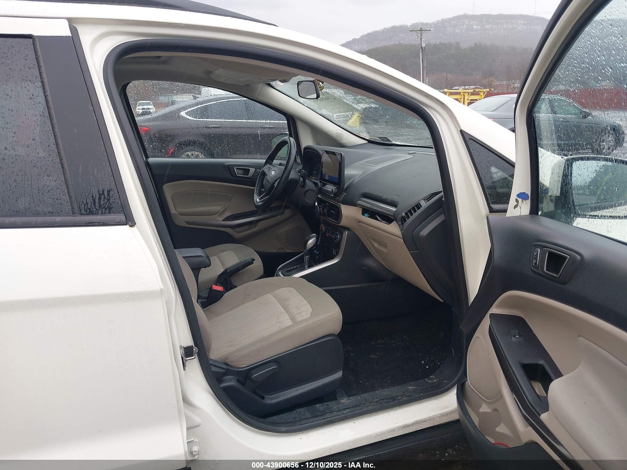 FORD ECOSPORT image 5