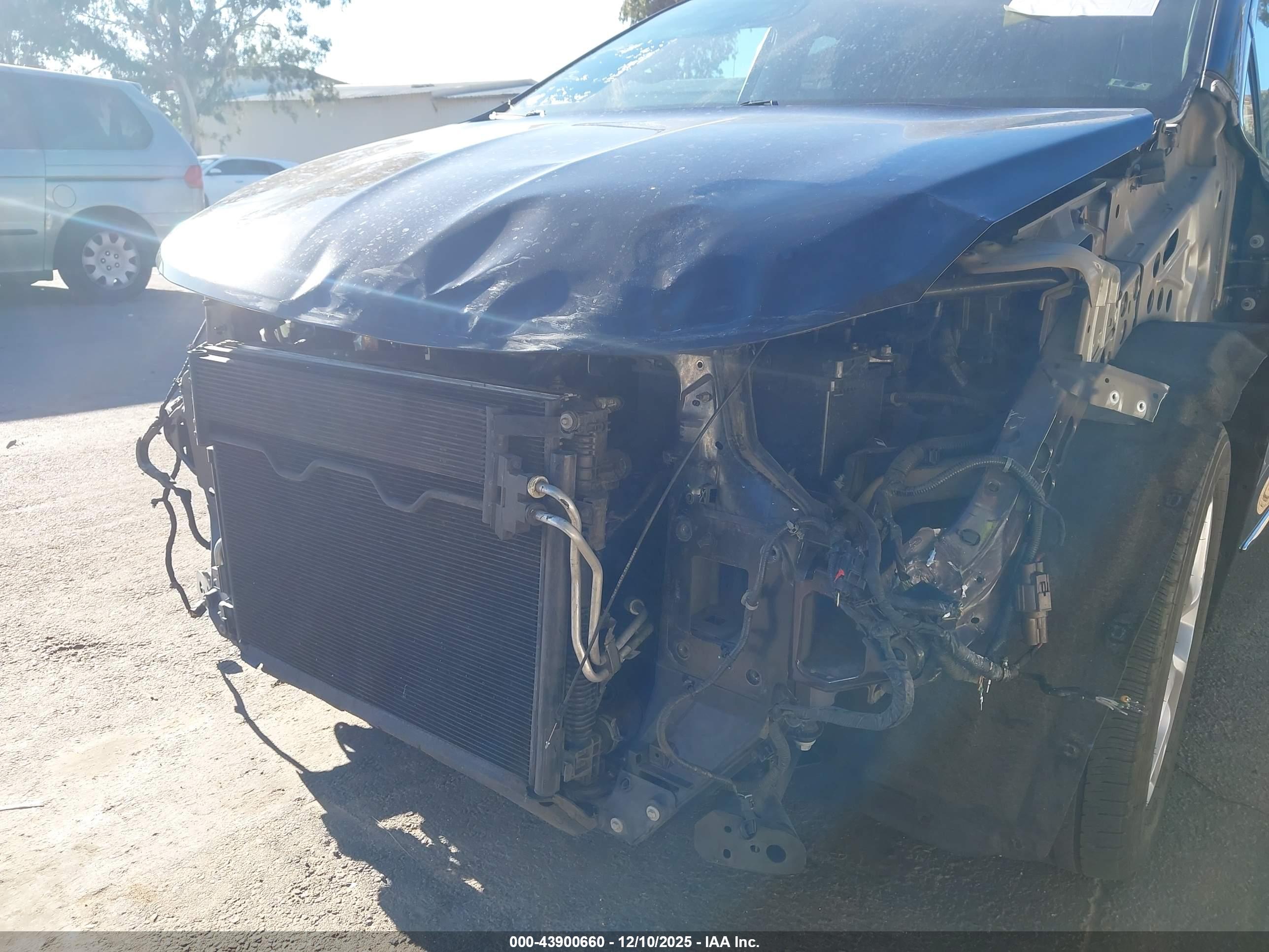 CHRYSLER PACIFICA image 6