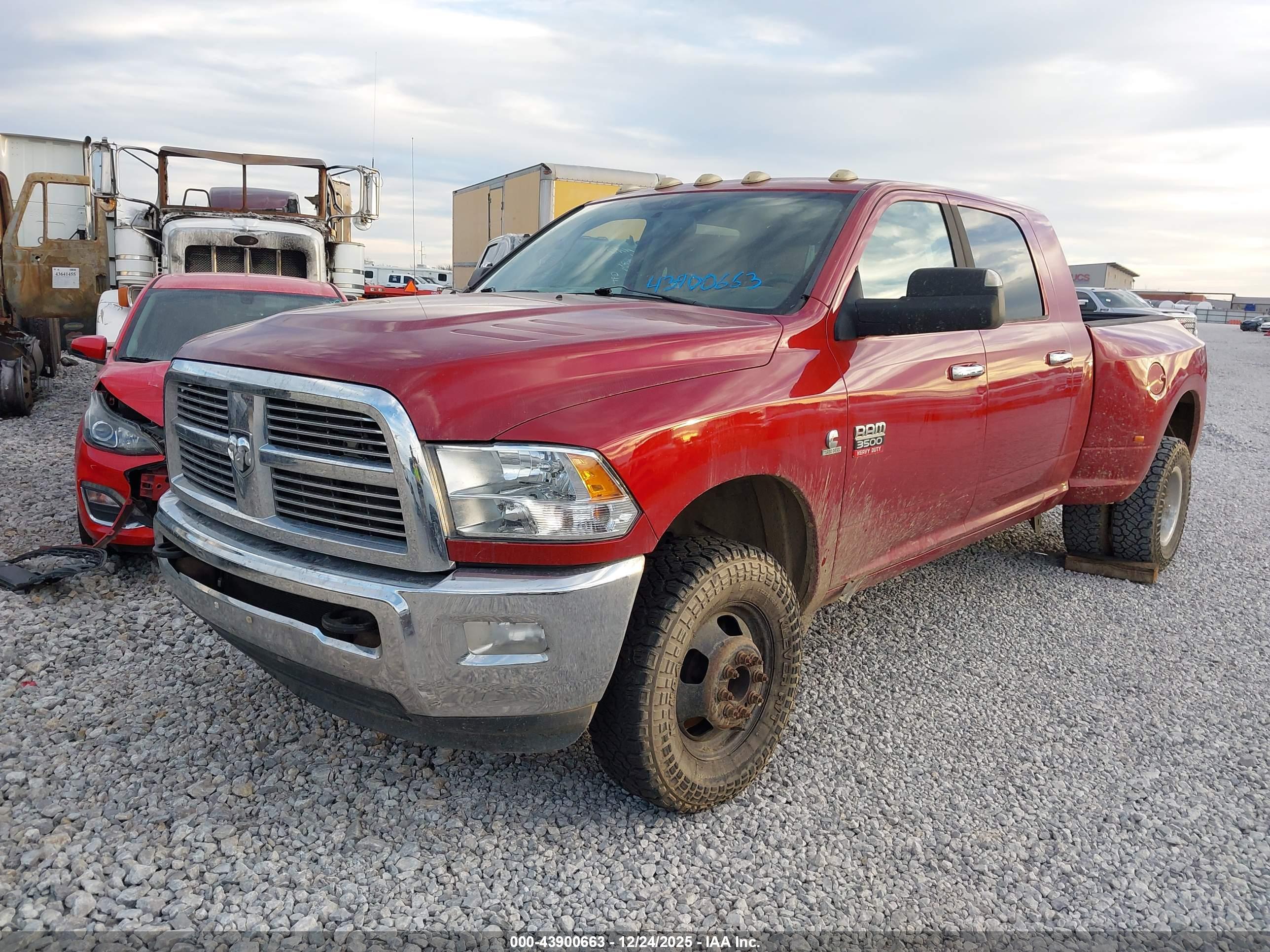 DODGE RAM image 2