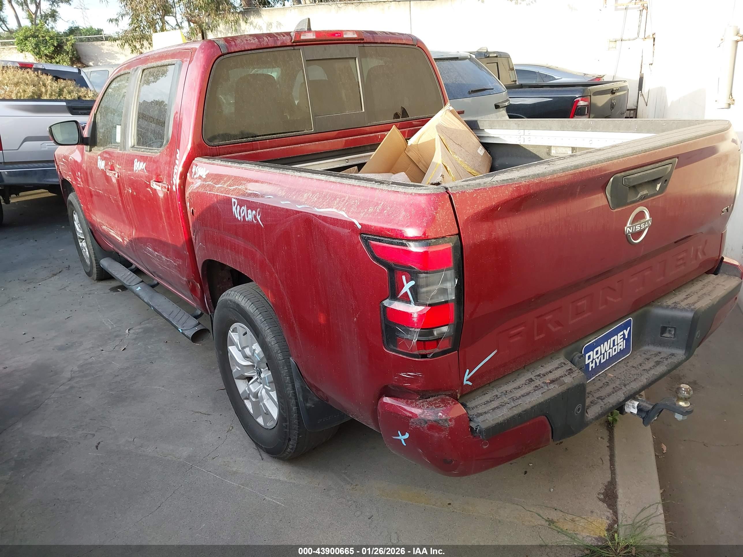 NISSAN FRONTIER image 3