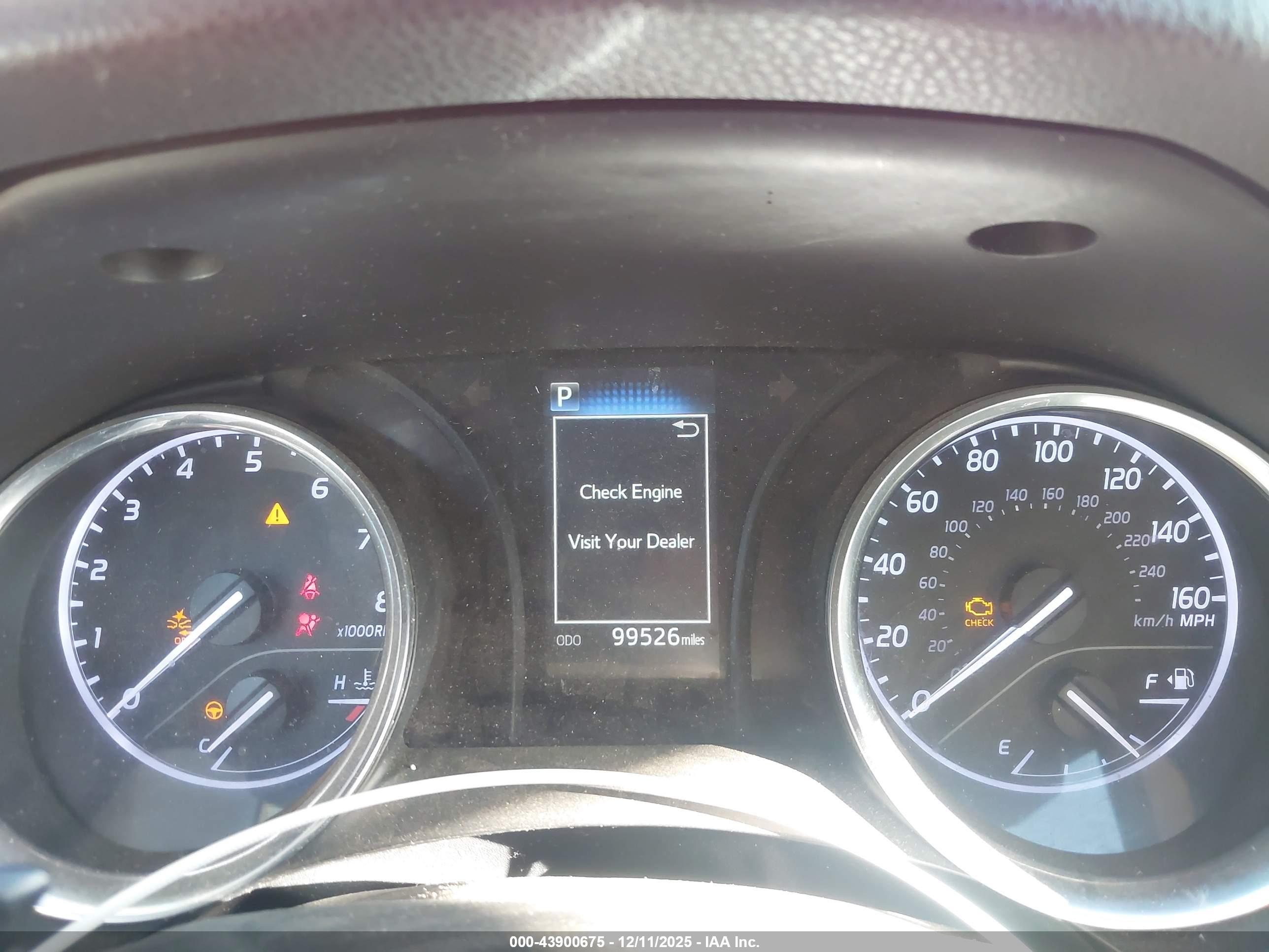 TOYOTA CAMRY image 7