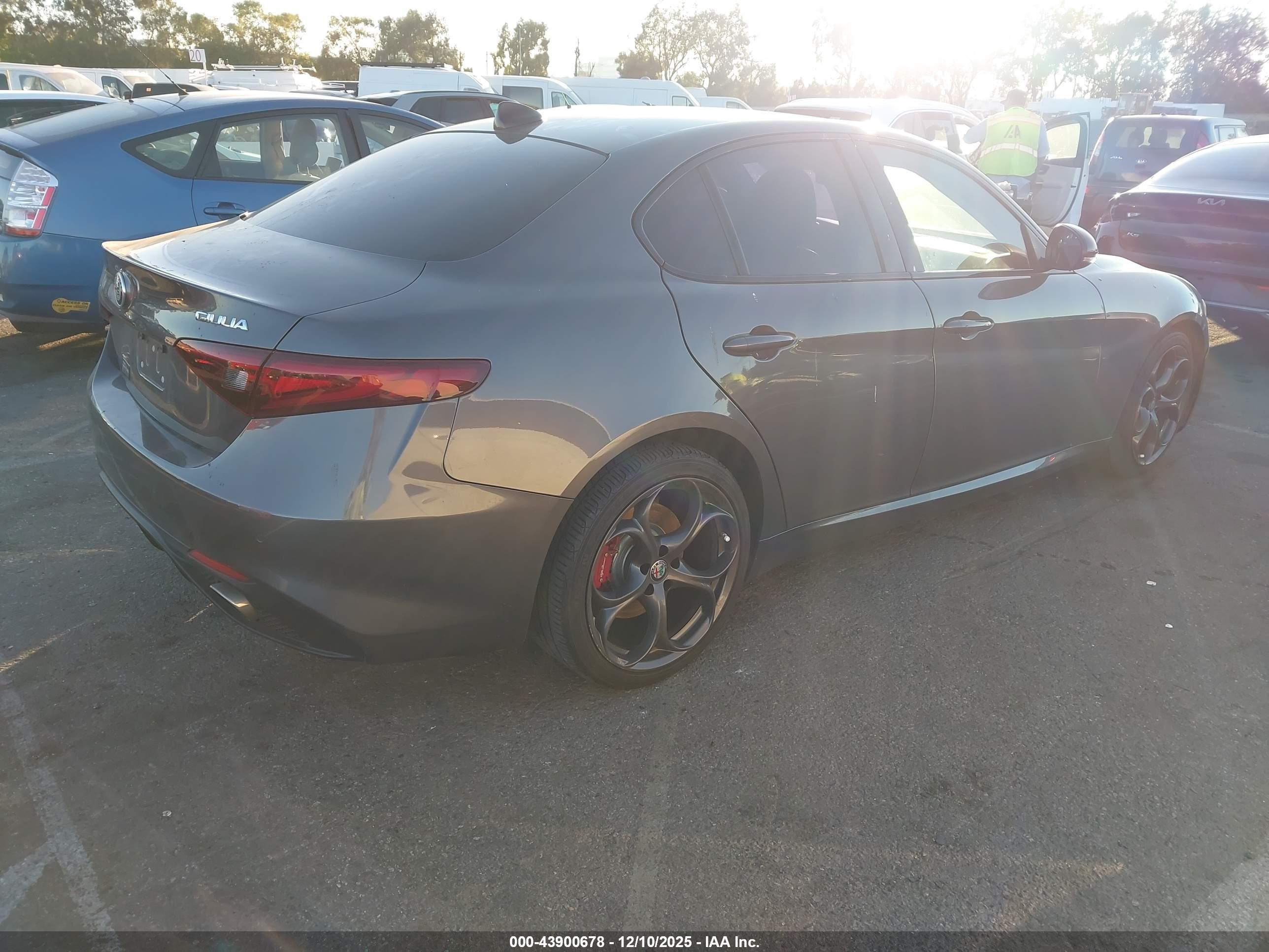 ALFA ROMEO image 4