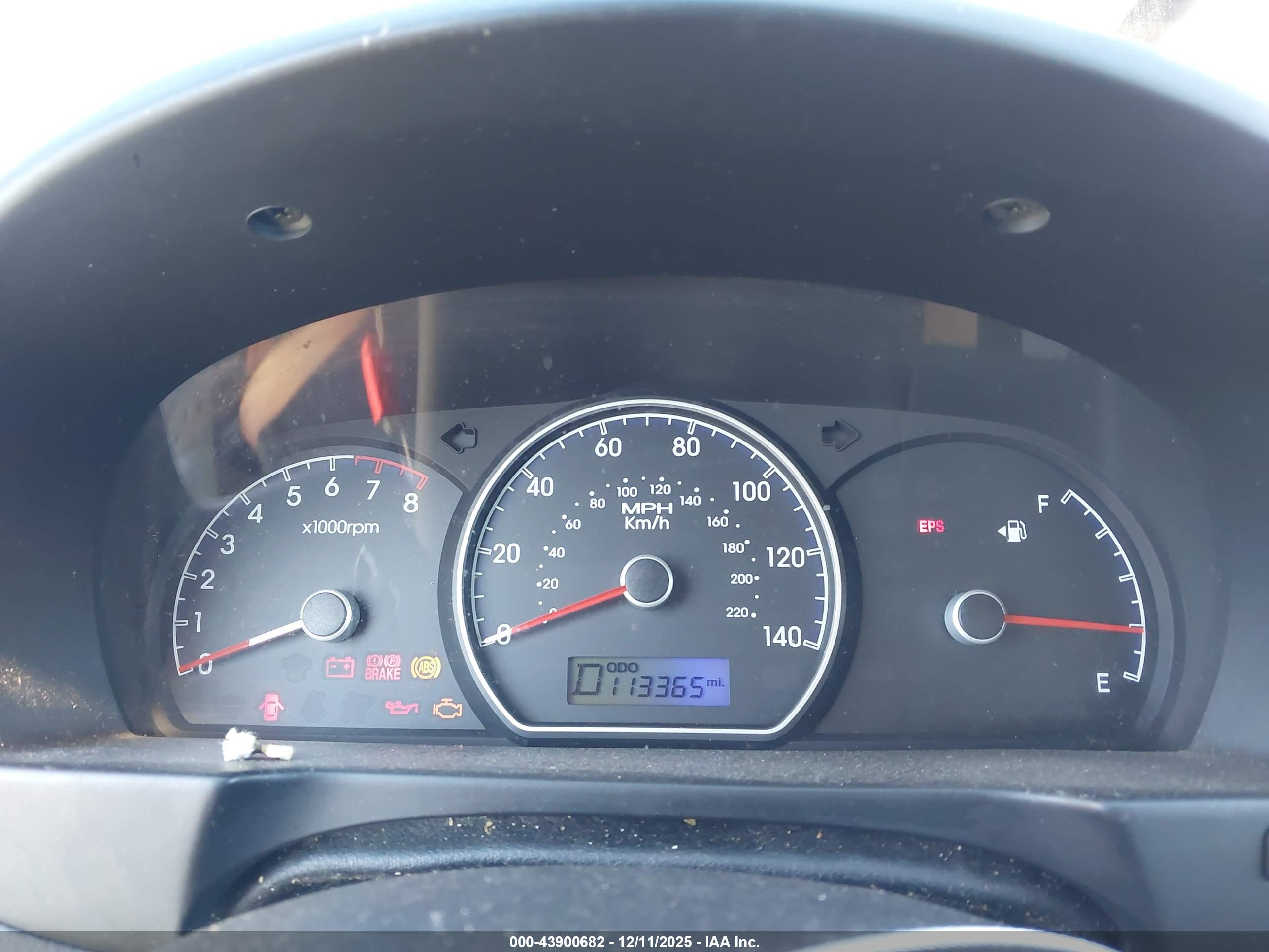 HYUNDAI ELANTRA image 7