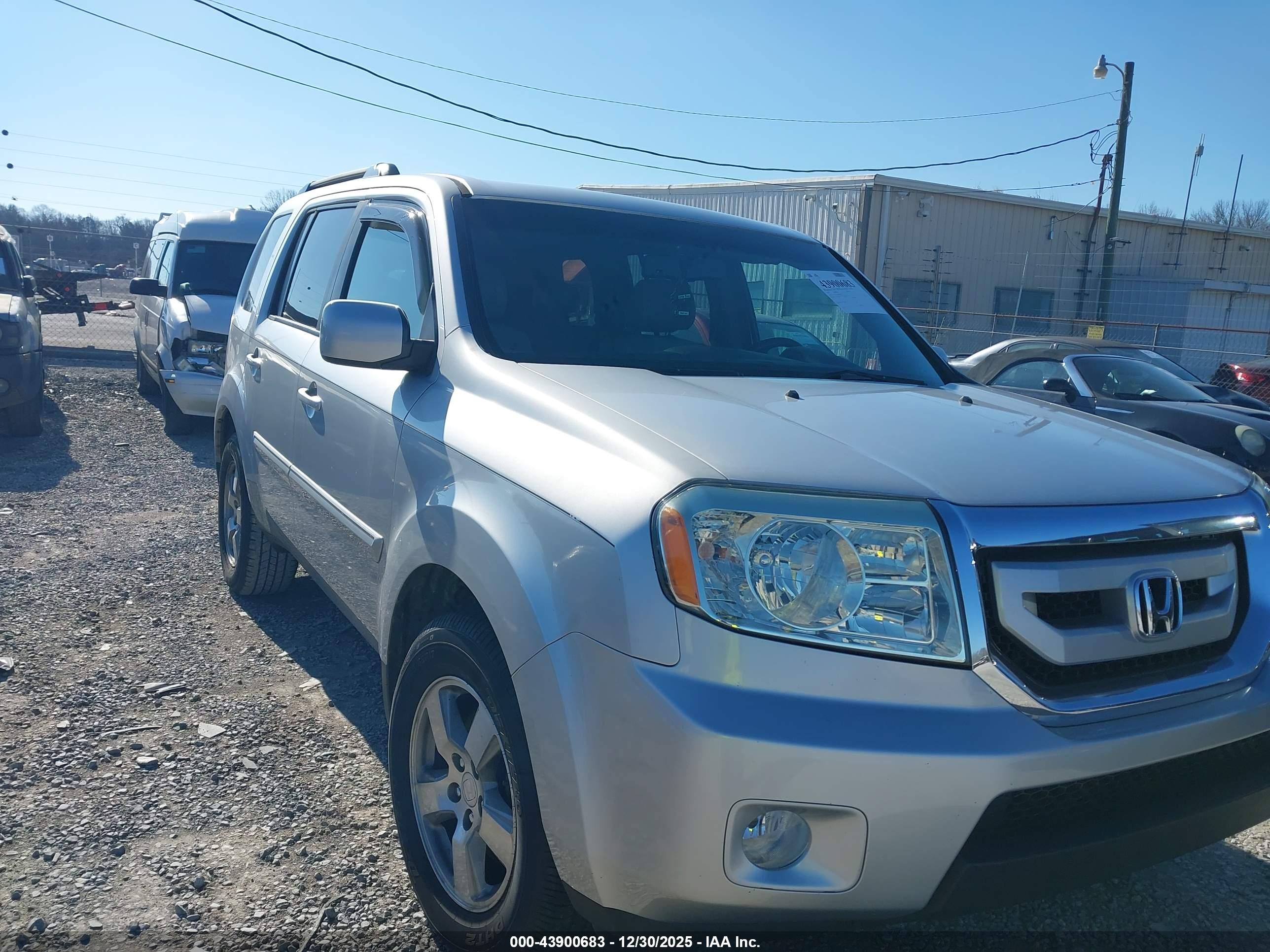 HONDA PILOT image 6