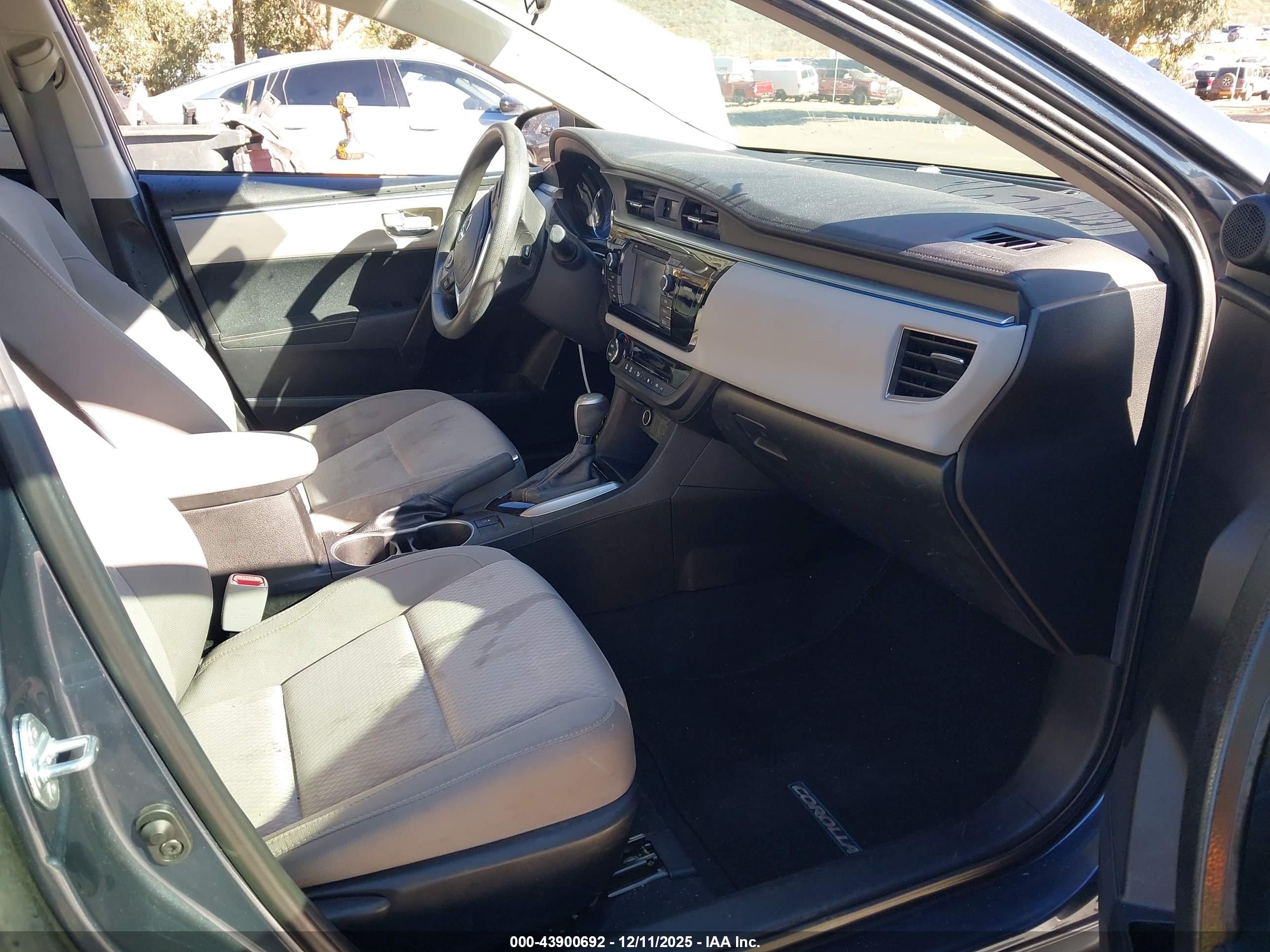 TOYOTA COROLLA image 5
