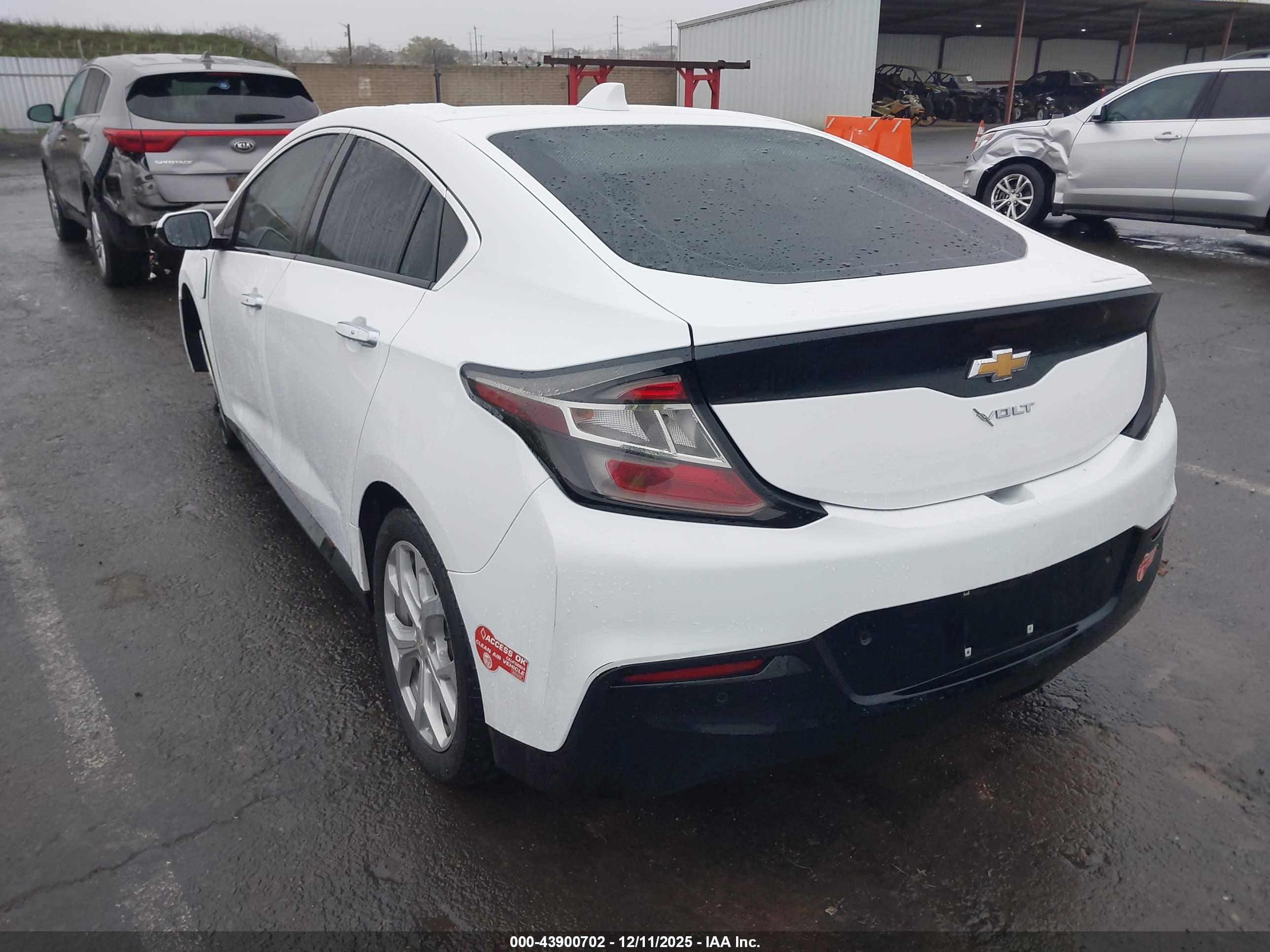 CHEVROLET VOLT image 3