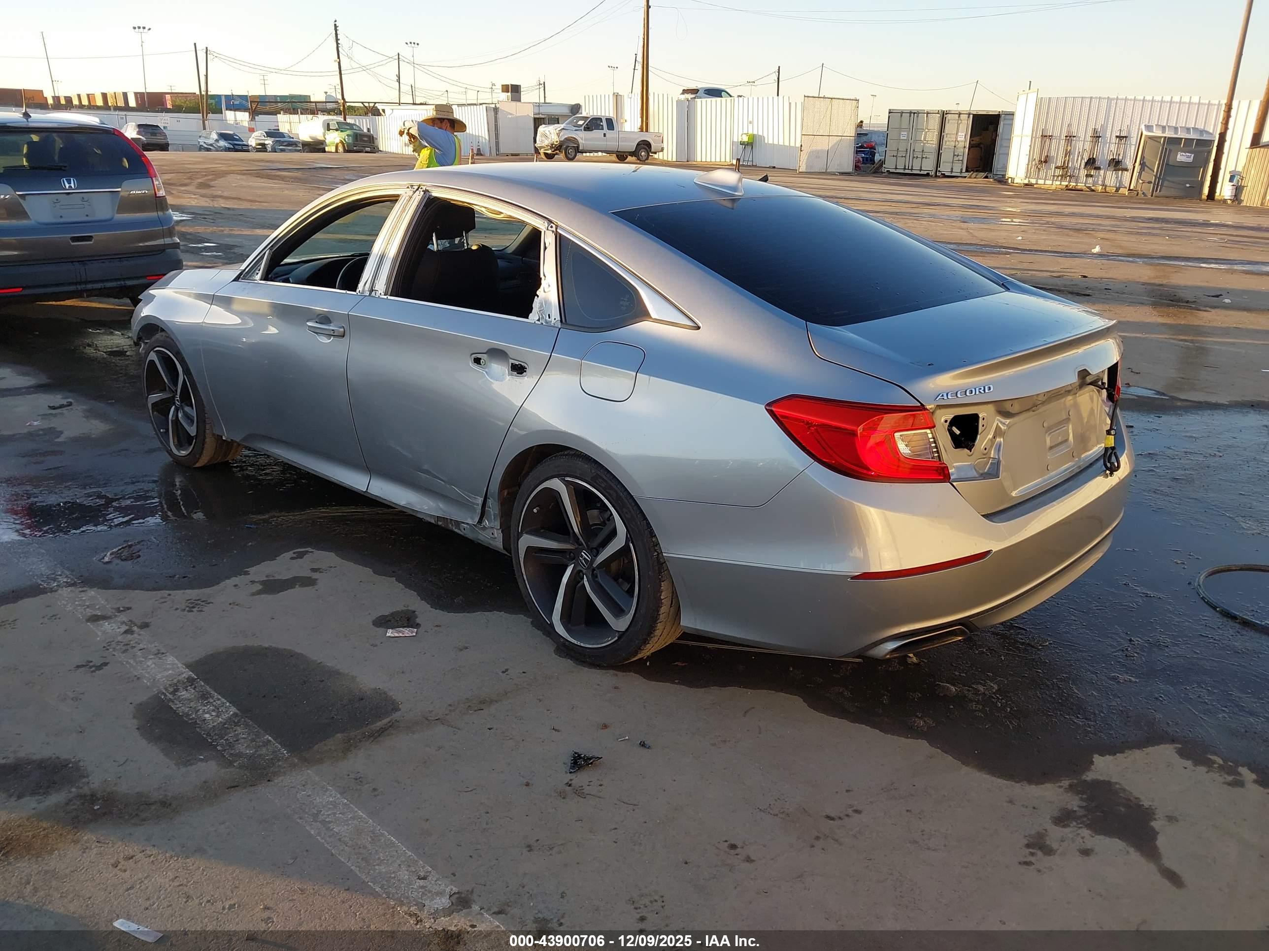HONDA ACCORD image 3