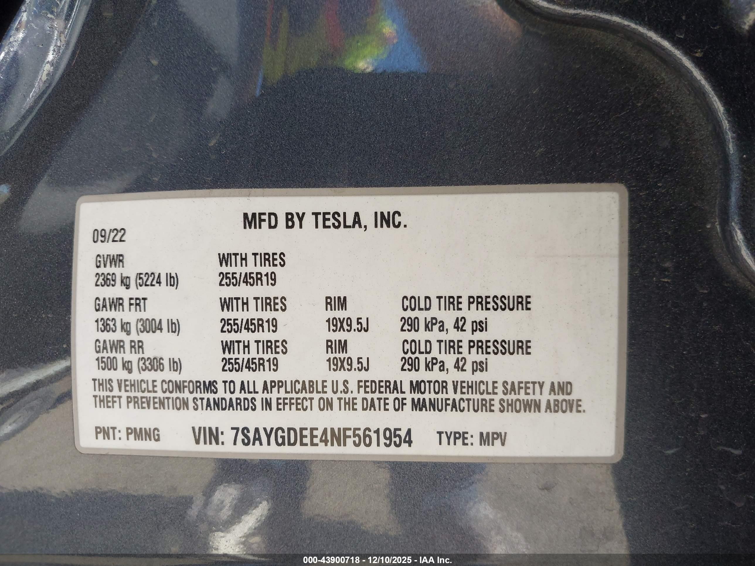 TESLA MODEL image 9