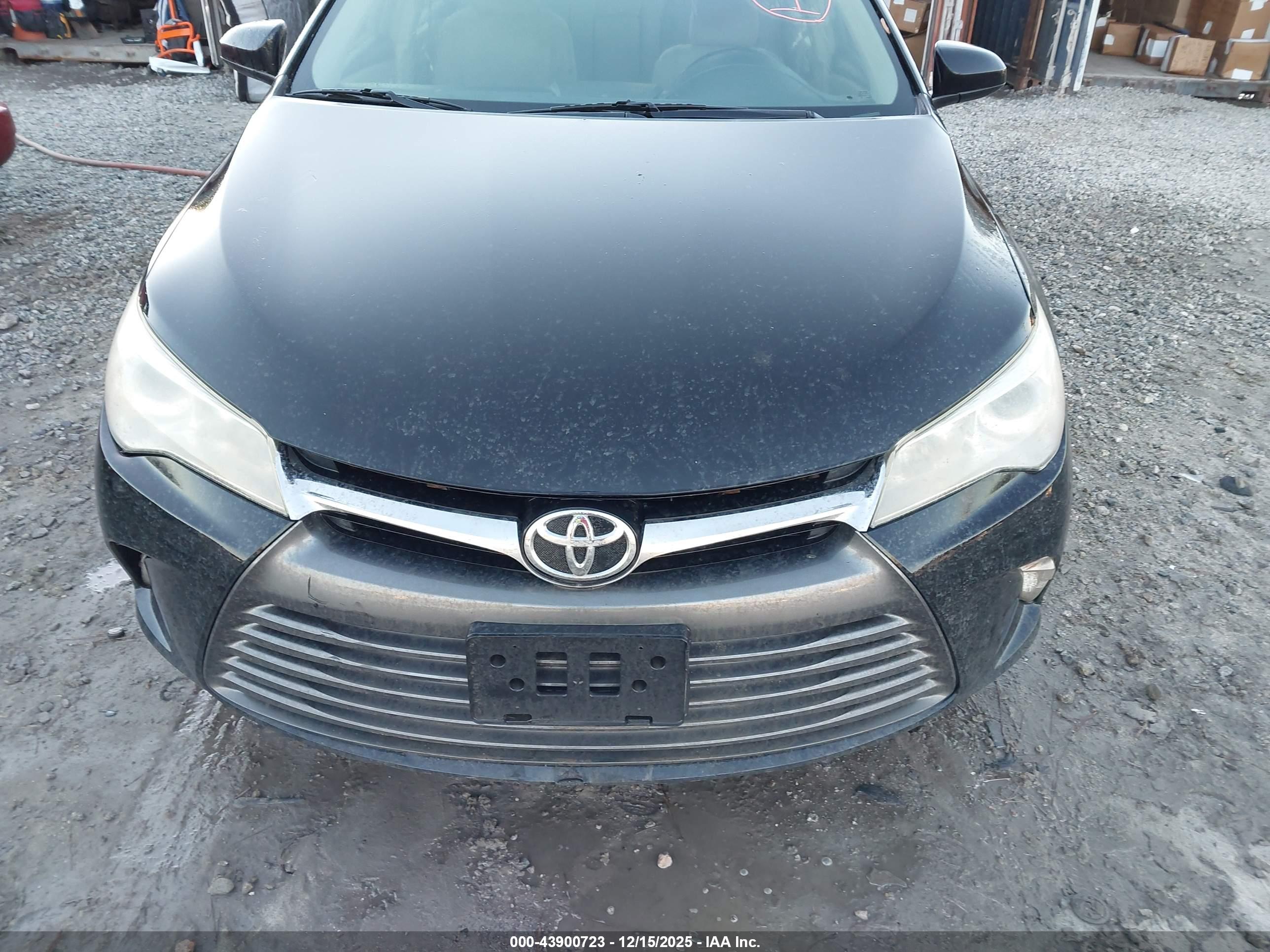 TOYOTA CAMRY image 6