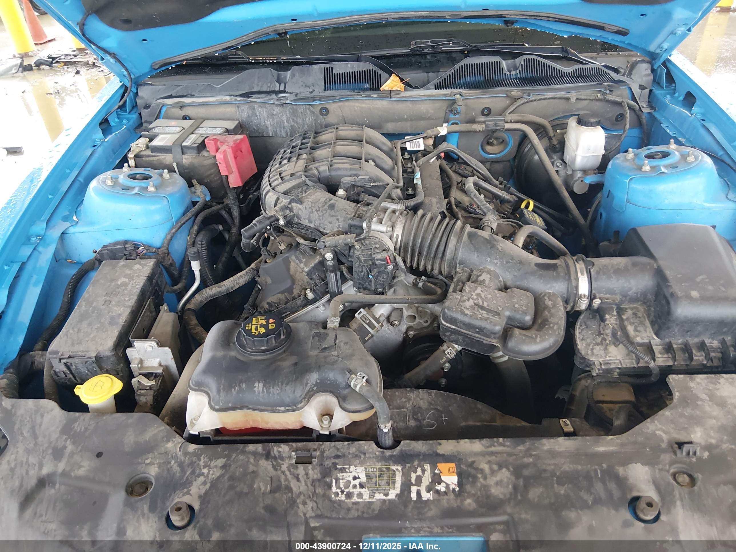 FORD MUSTANG image 10
