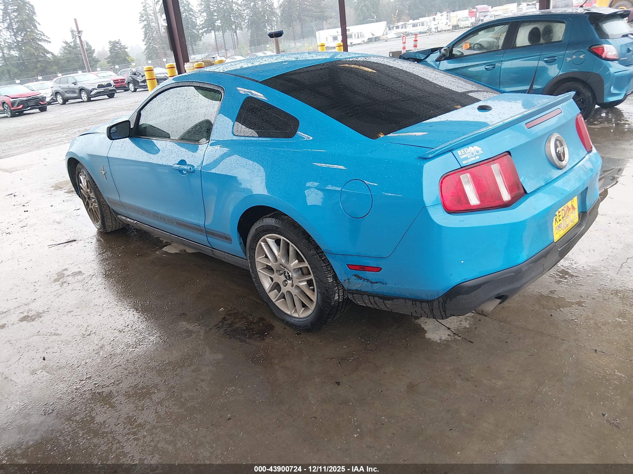 FORD MUSTANG image 3