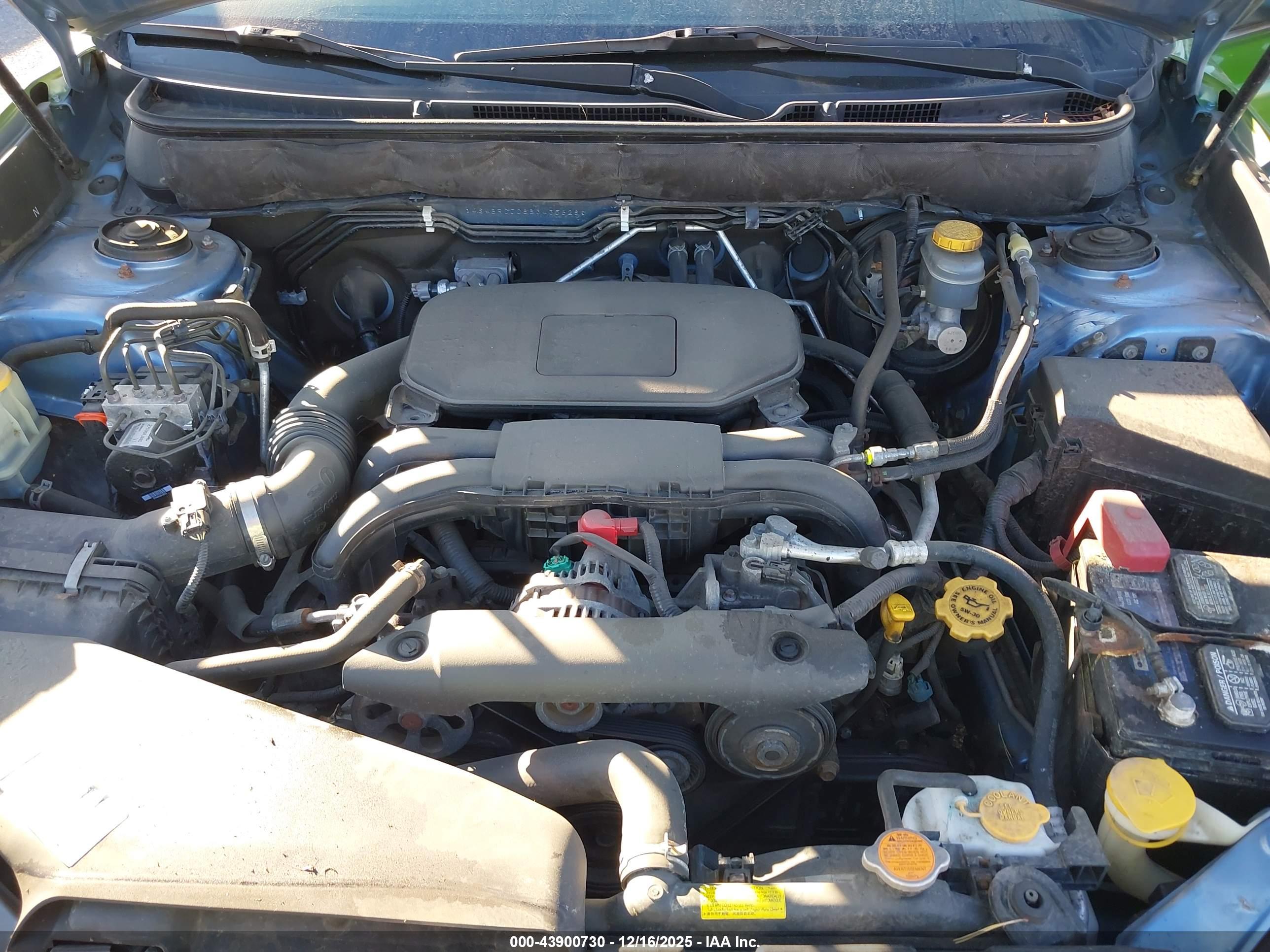 SUBARU OUTBACK image 10