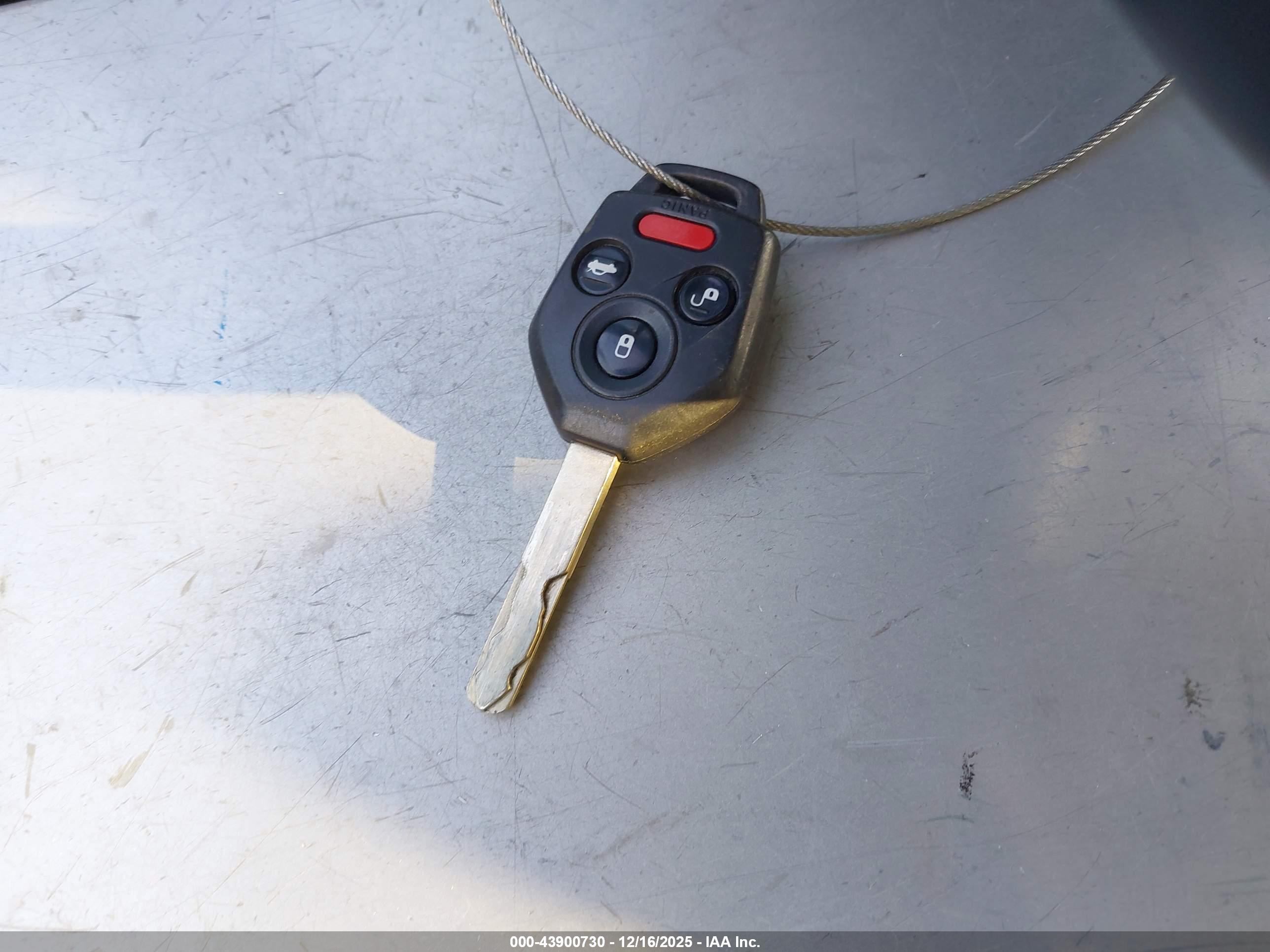 SUBARU OUTBACK image 11