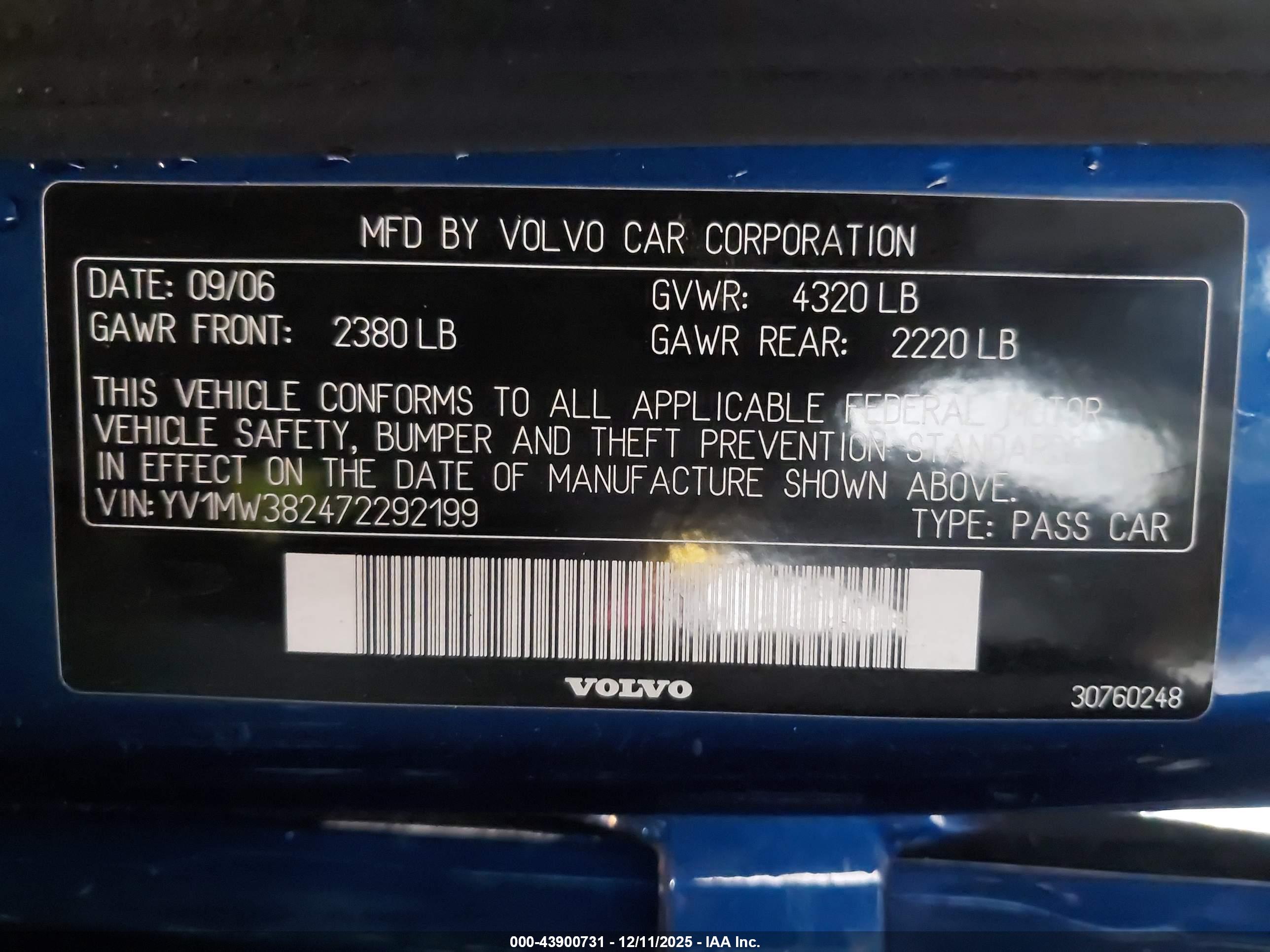 VOLVO V50 image 9