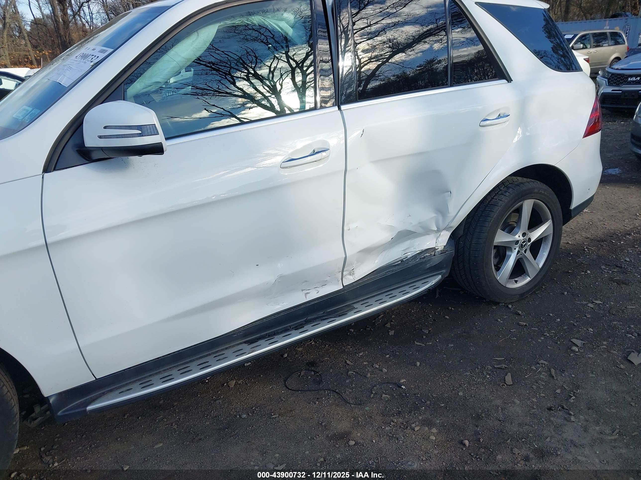 MERCEDES-BENZ GLE image 6
