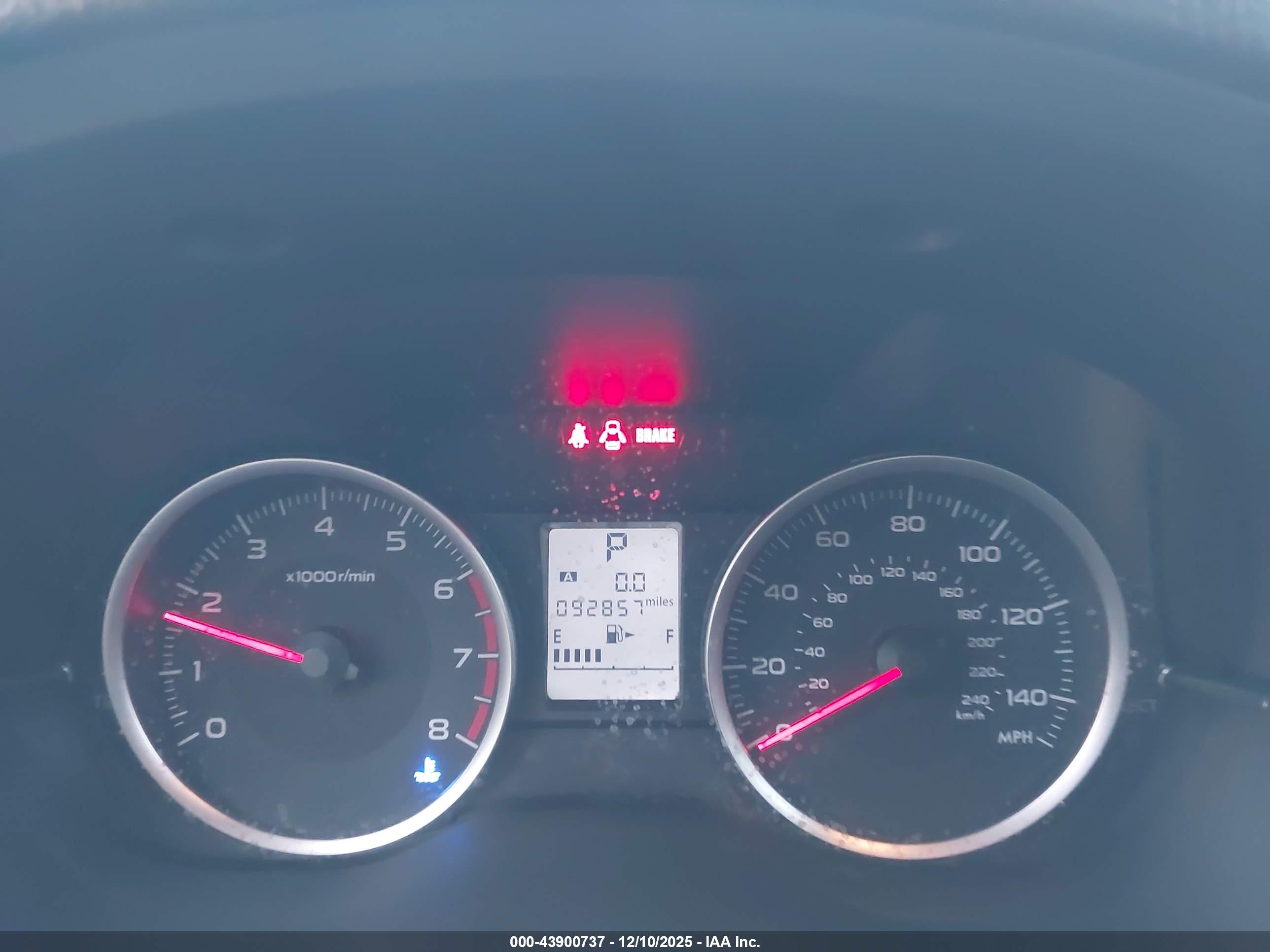 SUBARU FORESTER image 7