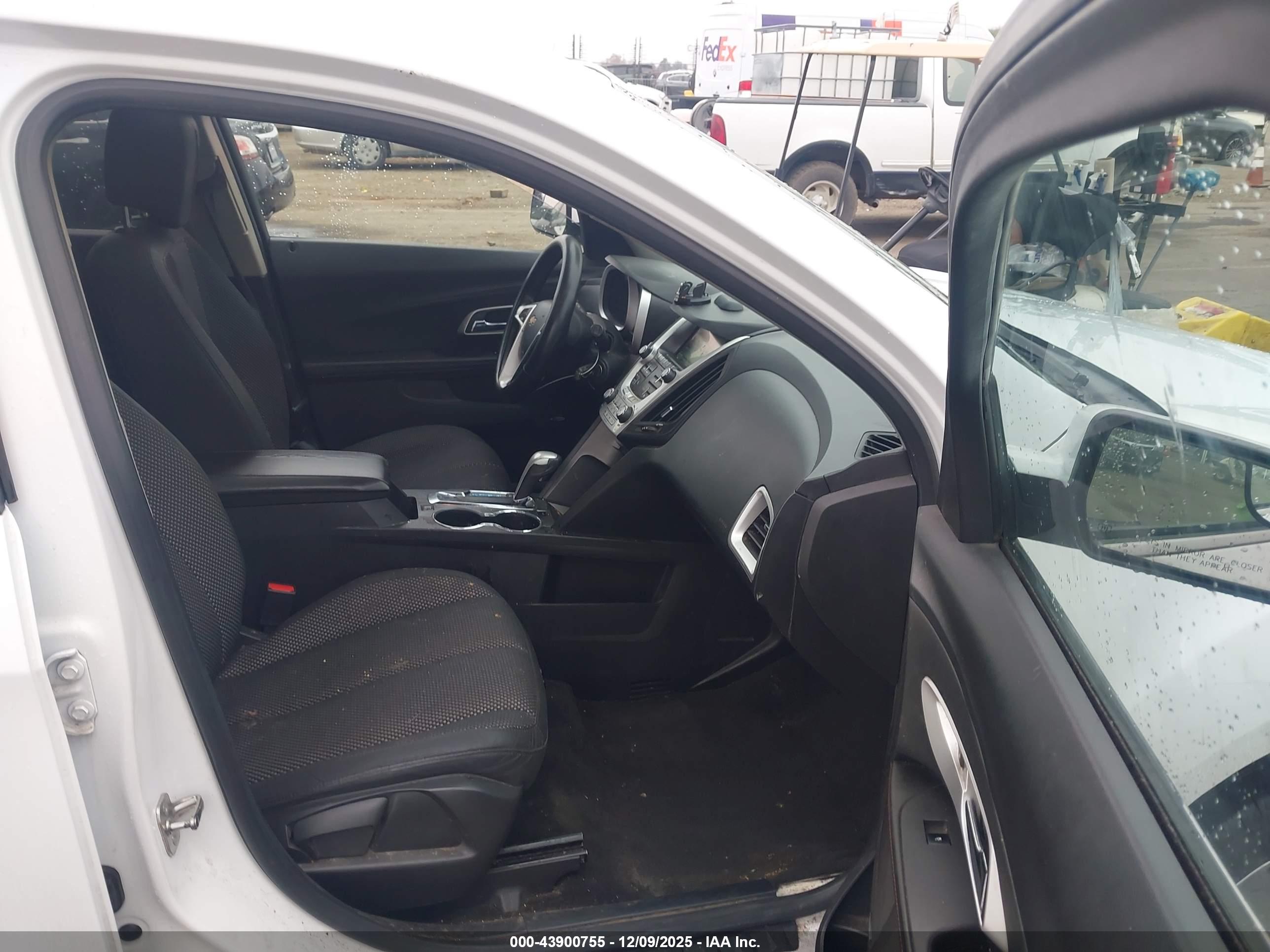 CHEVROLET EQUINOX image 5
