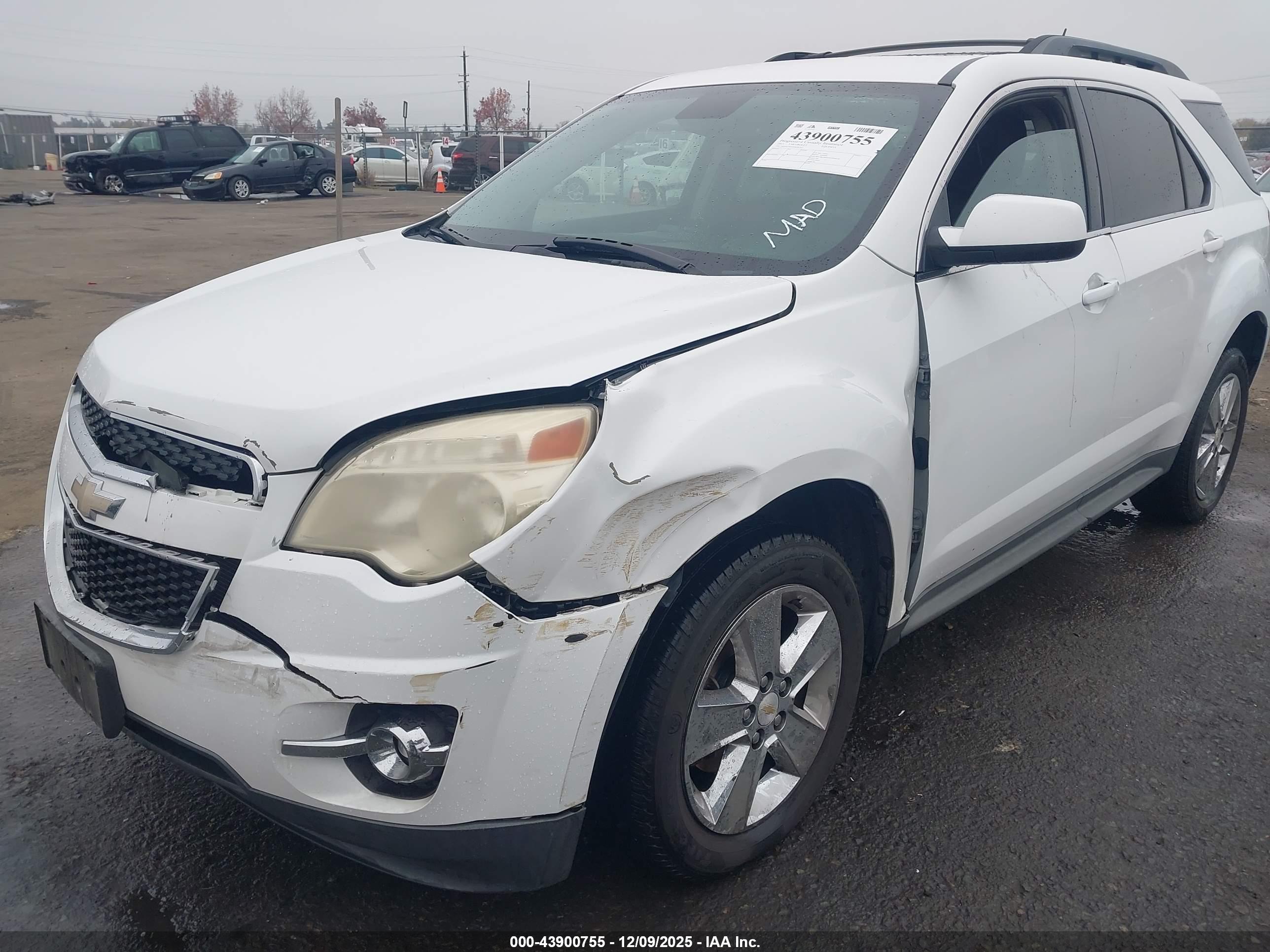 CHEVROLET EQUINOX image 6